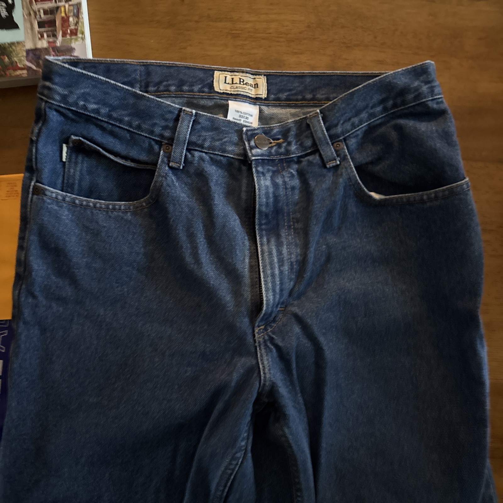 LL Bean Classic Fit Light Wash Blue Denim Jeans Mens 33×30 Straight Leg