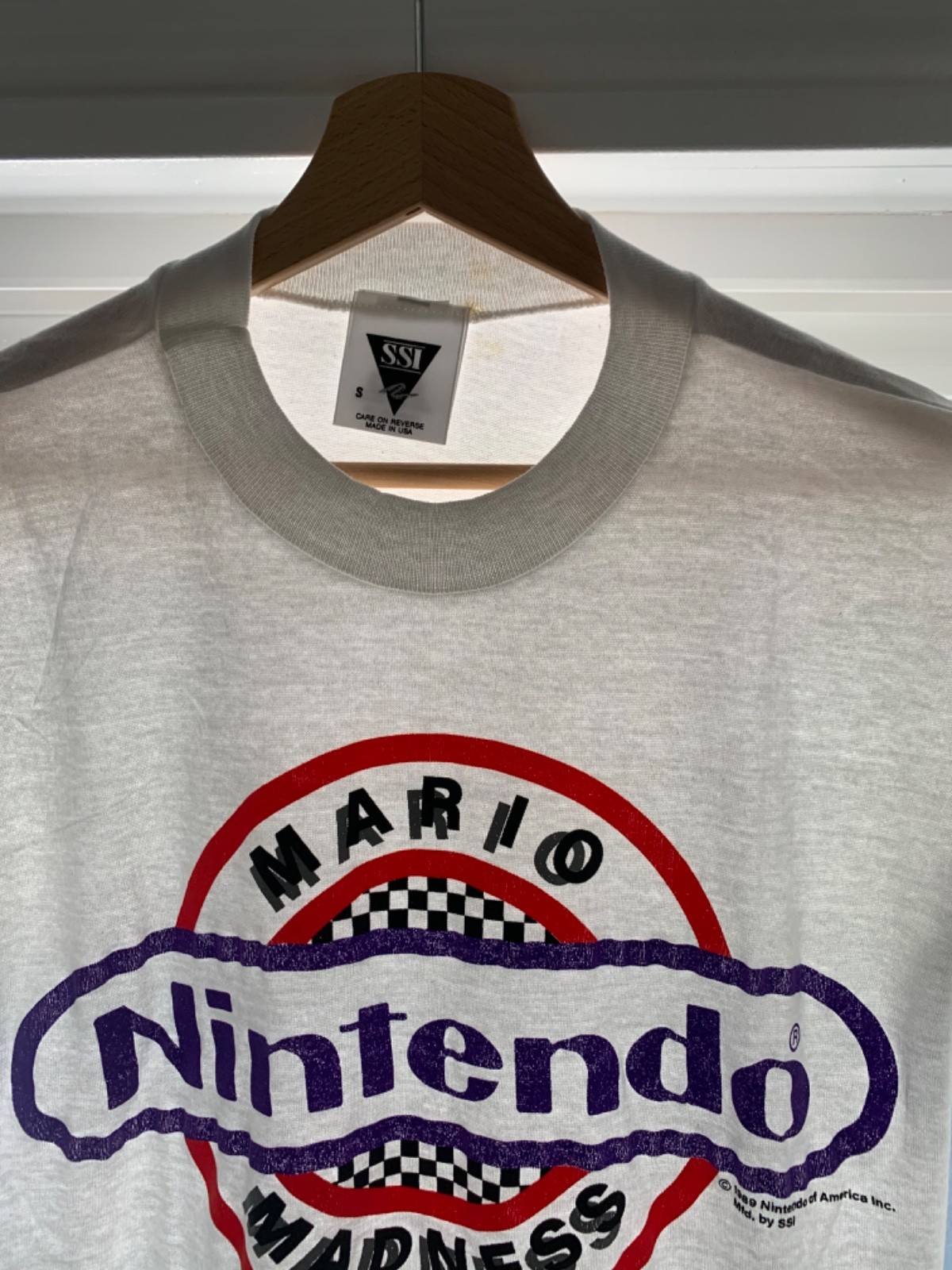 1989 vintage 1980s Nintendo Super Mario Bros. T-Shirt size S “Mario Madness” 80s