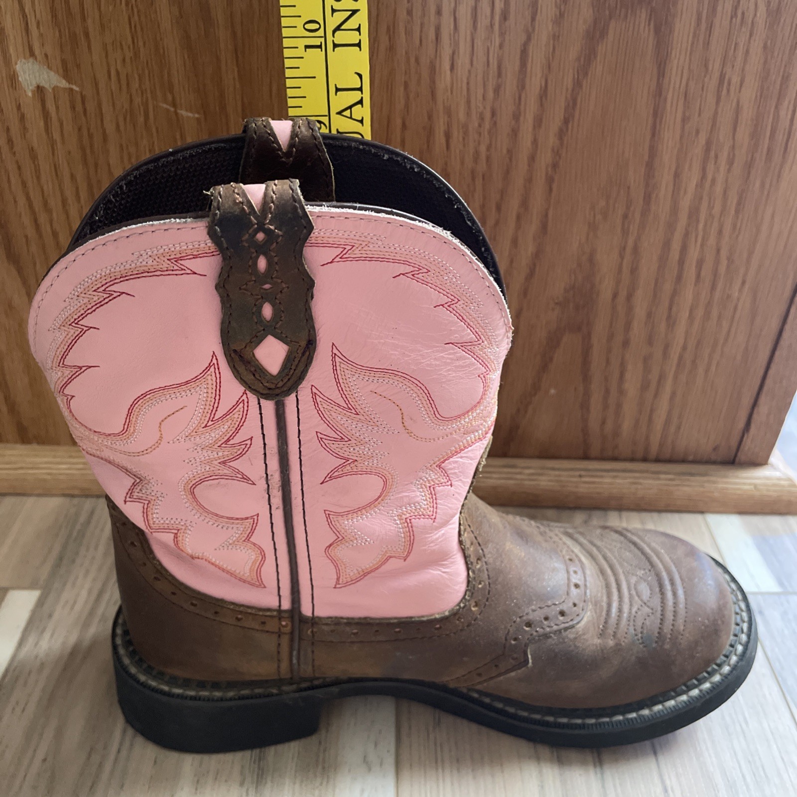 Justin Boots Women’s Western Leather Boots Brown Pink Embroidered L9901 Sz 8-1/2