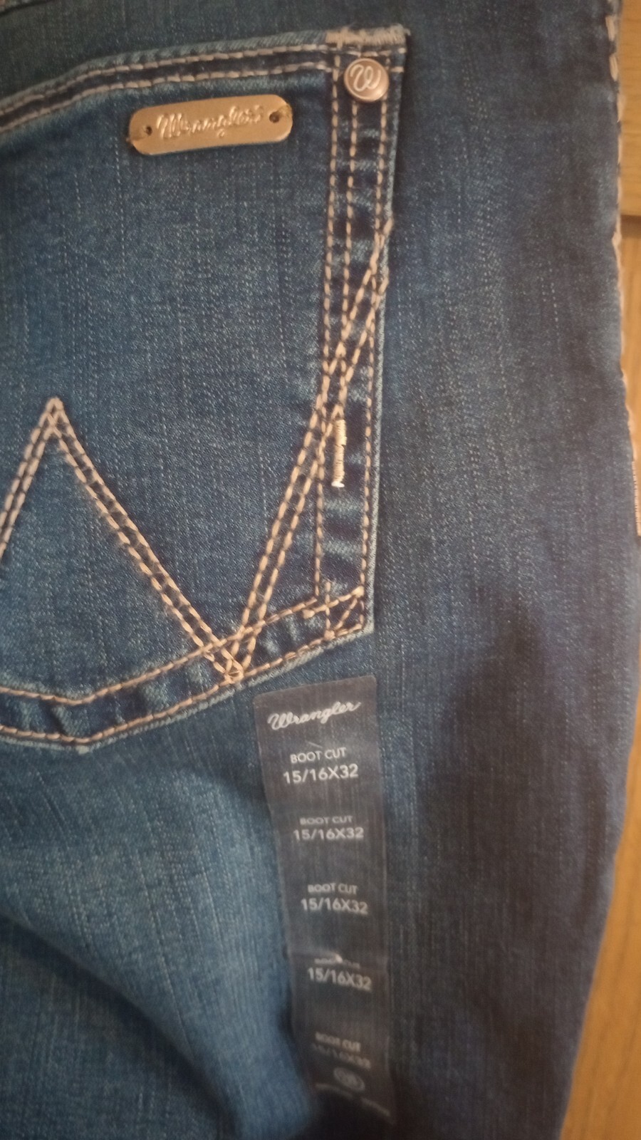 NWT Wrangler Retro Rae Mid-rise Jeans
