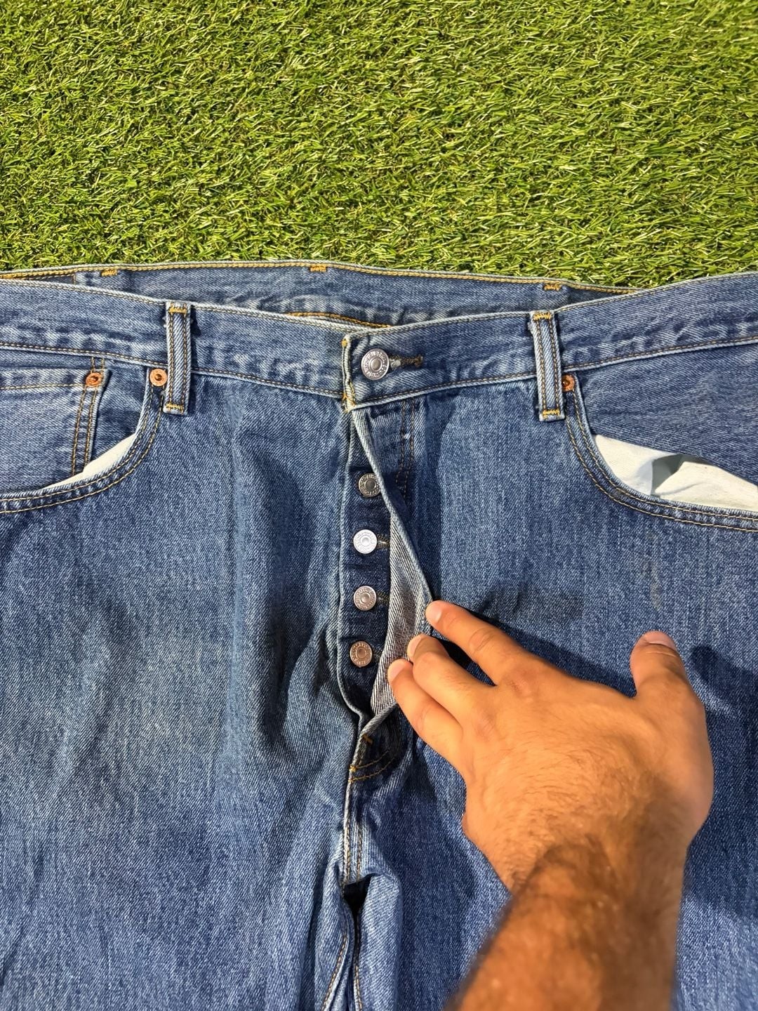 Baggy Levi’s 501 Original Fit Button Fly Jeans Medium Wash Size 40×30
