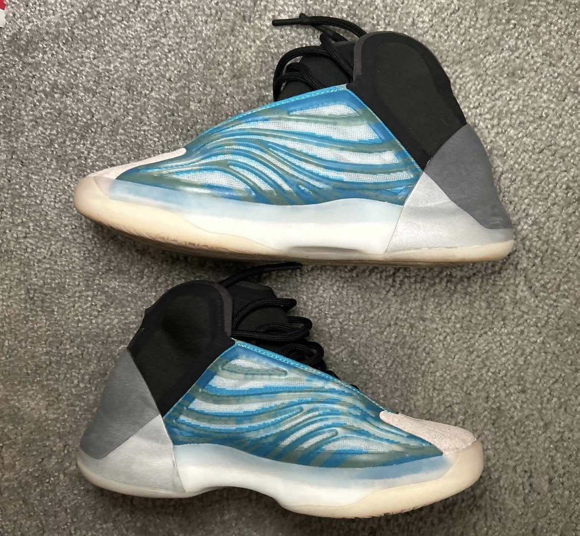 Adidas Yeezy Quantum ‘Frozen Blue’ Worn Once Sz 6M/7.5W