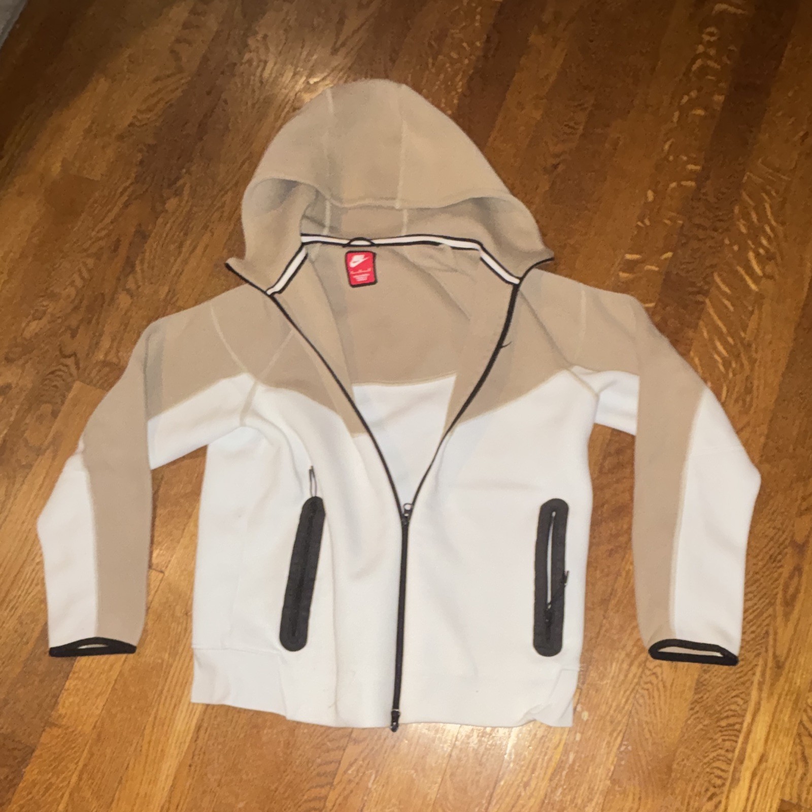 Nike Men’s M Colorblock Full Zip Fleece Hoodie w/ Pockets Beige White Black