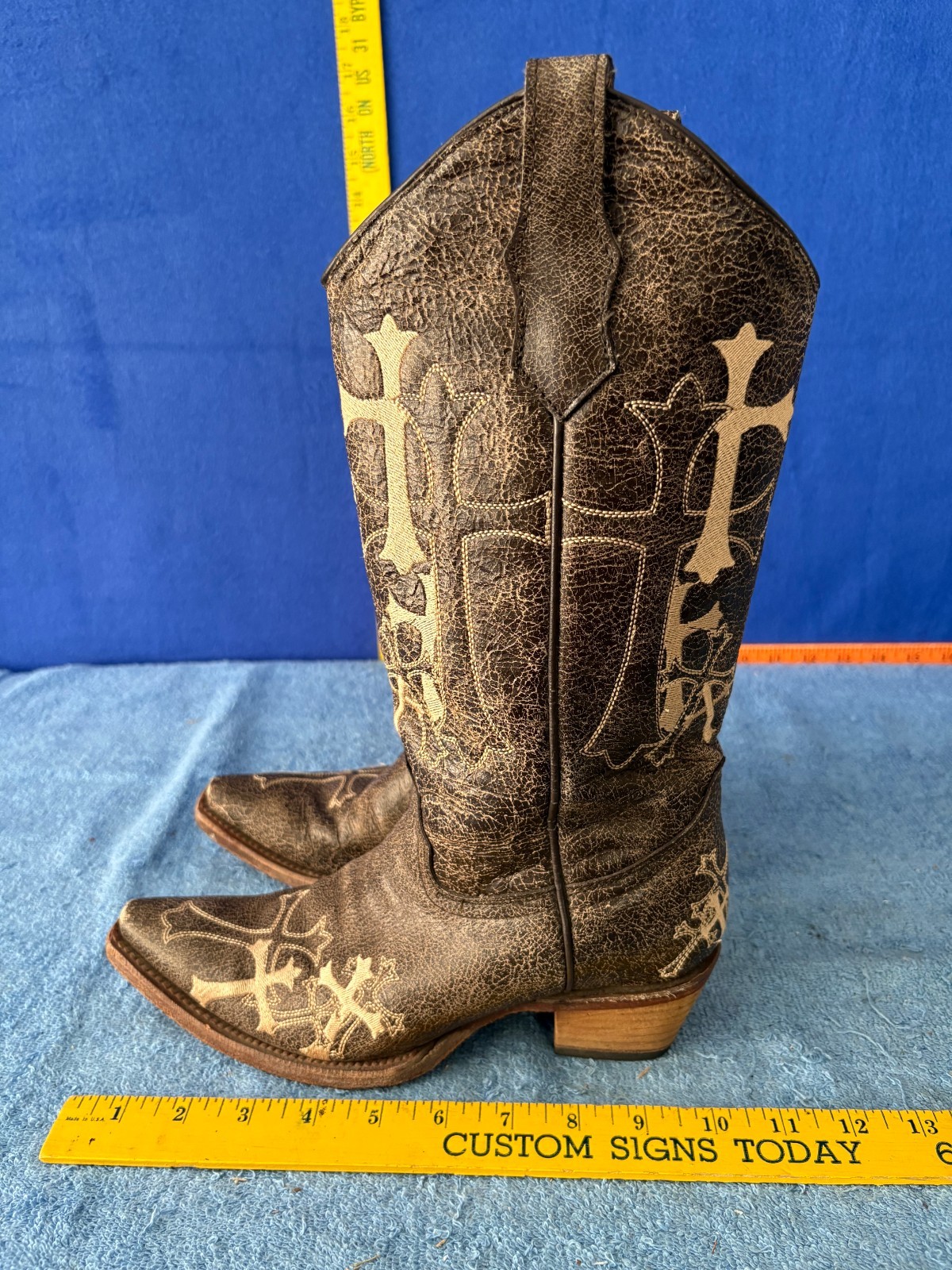 Circle G L5038 Leather Western Embroidered Cross Snip Toe Boots Women’s 7M