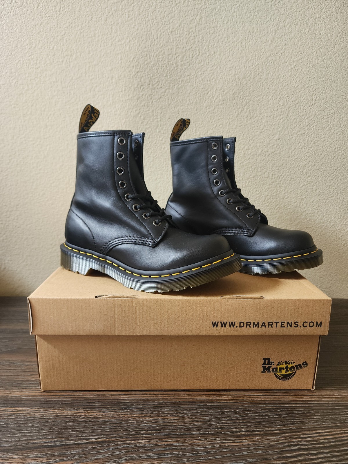 Womens Black Leather Dr. Martens 1460 Combat Boots Size US 6/UK4/EU37 Brand New