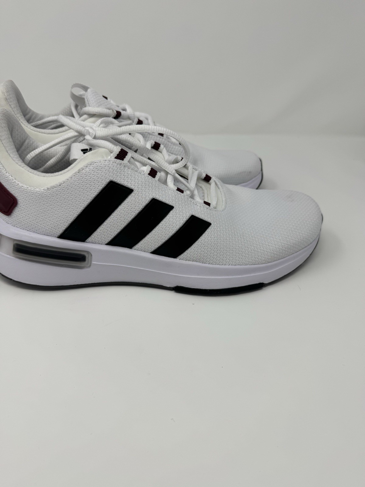 Adidas Racer TR23 White Black Shadow Red Size 8.5 Cloudfoam no sole