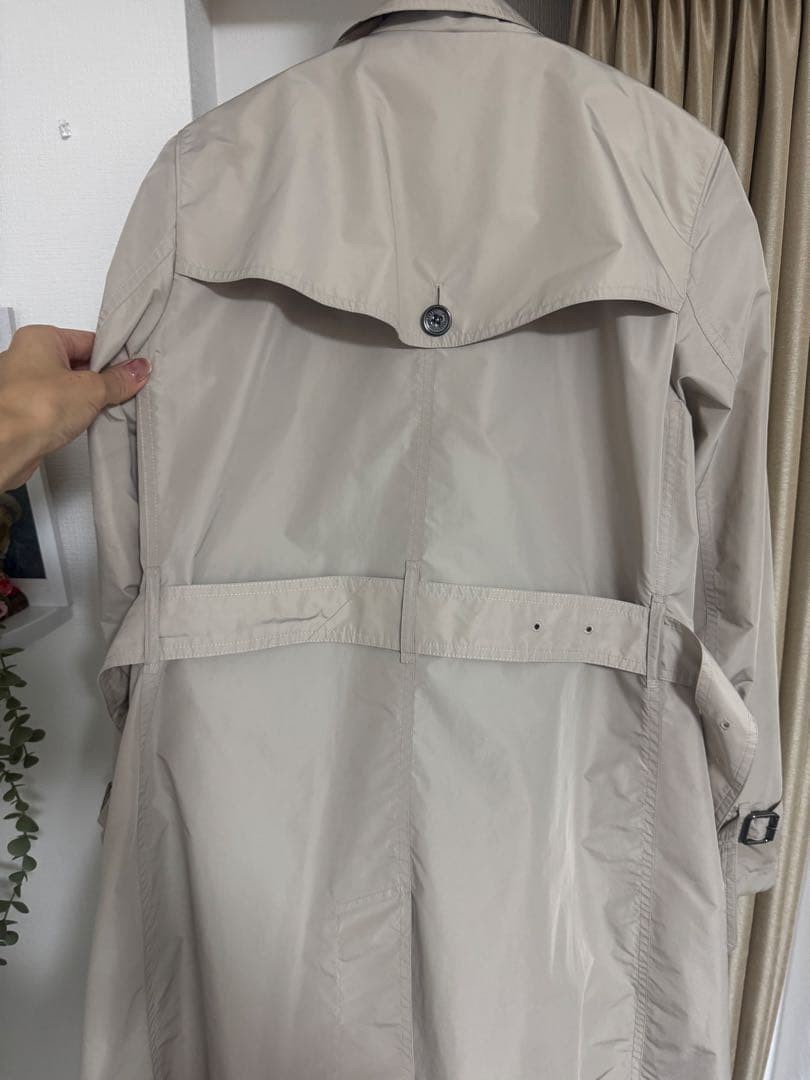 BURBERRY LONDON Beige Trench Coat Made of Nylon