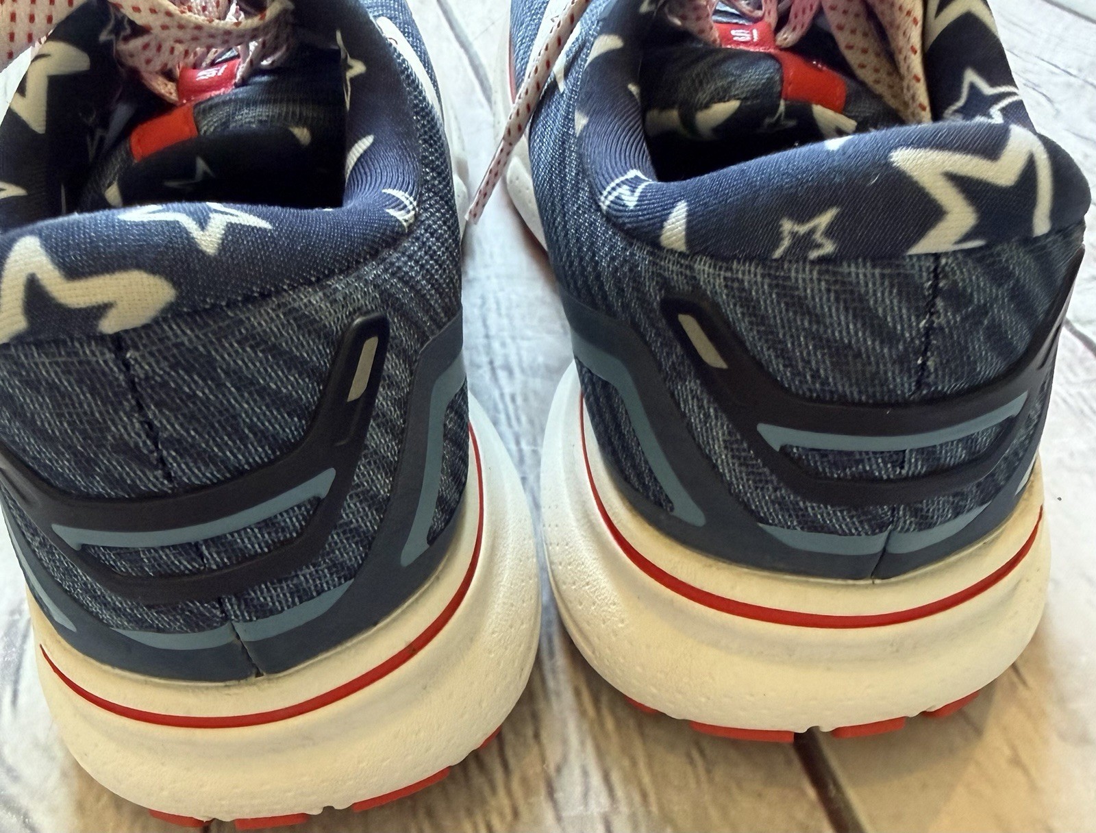 Brooks Ghost 15 USA Independence Women Sz 8 Stars Stripes Red White Blue