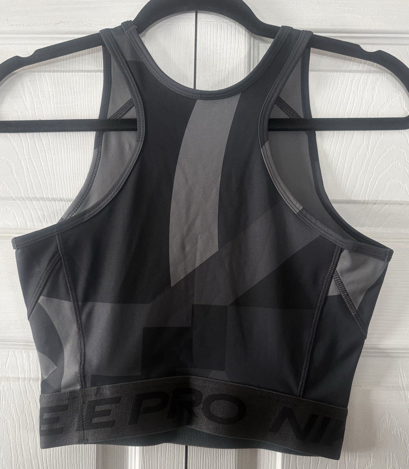 Nike Pro DriFit Cropped Tank Black/Gray Size XS , Fits 30 to 32 Inch Chest NWOT