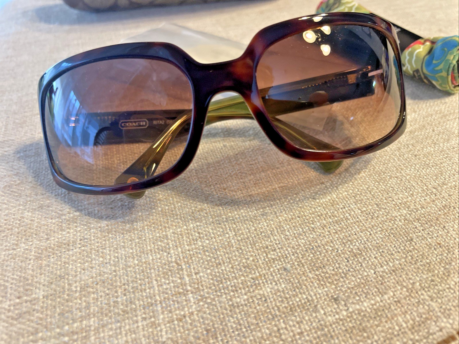 Coach Women’s Rita2 S836 Tortoise Amber Green 115mm Frame Lens SunglassesUNUSED