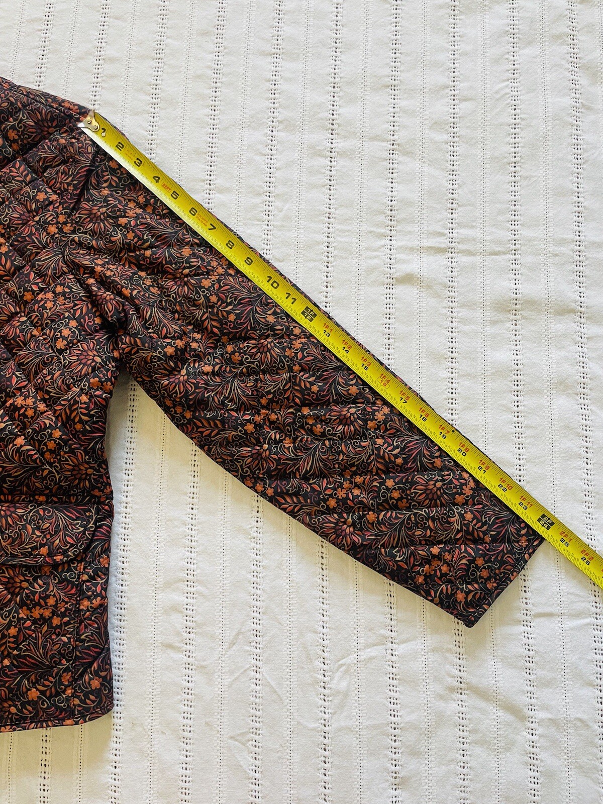 NWT Croft & Barrow Quilted Button Down Long Sleeve Shacket. Size Large. Pockets.