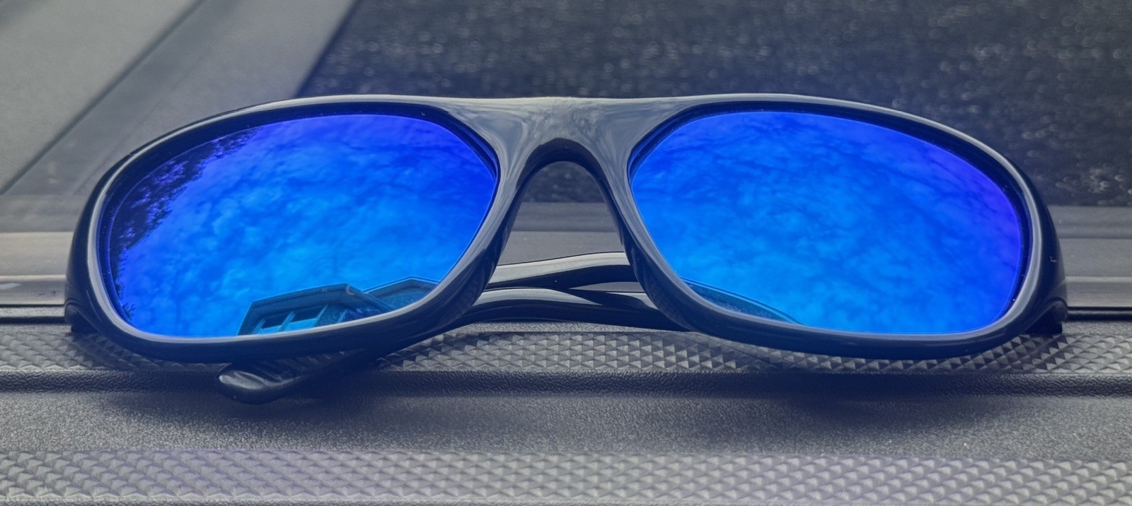 Ray-Ban Daddy-O RB2016 Sunglasses (Black Frame/Aftermarket Blue Mirror Lenses)