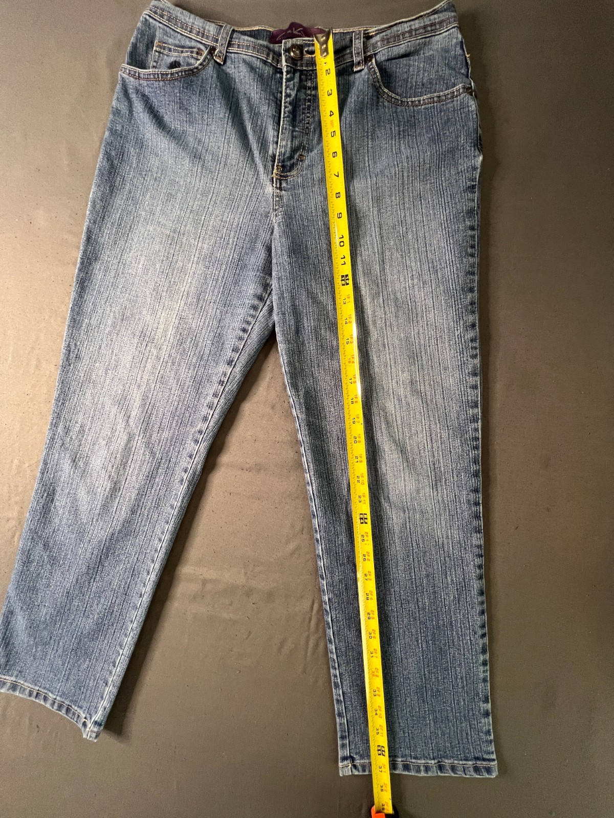 Gloria Vanderbilt Jeans Womens Size 12 Blue Straight Leg