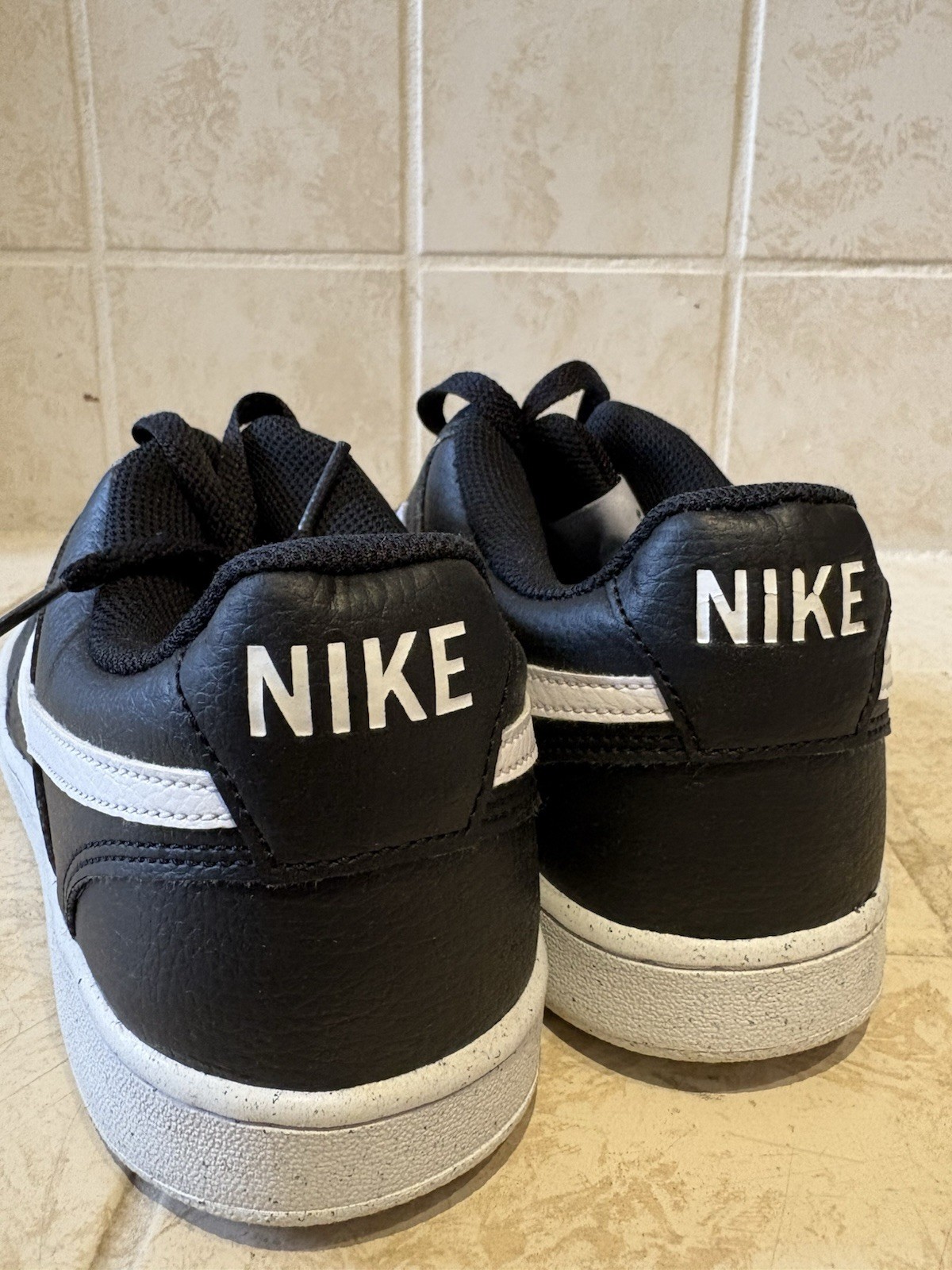 Nike Mens Court Vision Low NN DH2987-001 White Casual Shoes Sneakers Size 10
