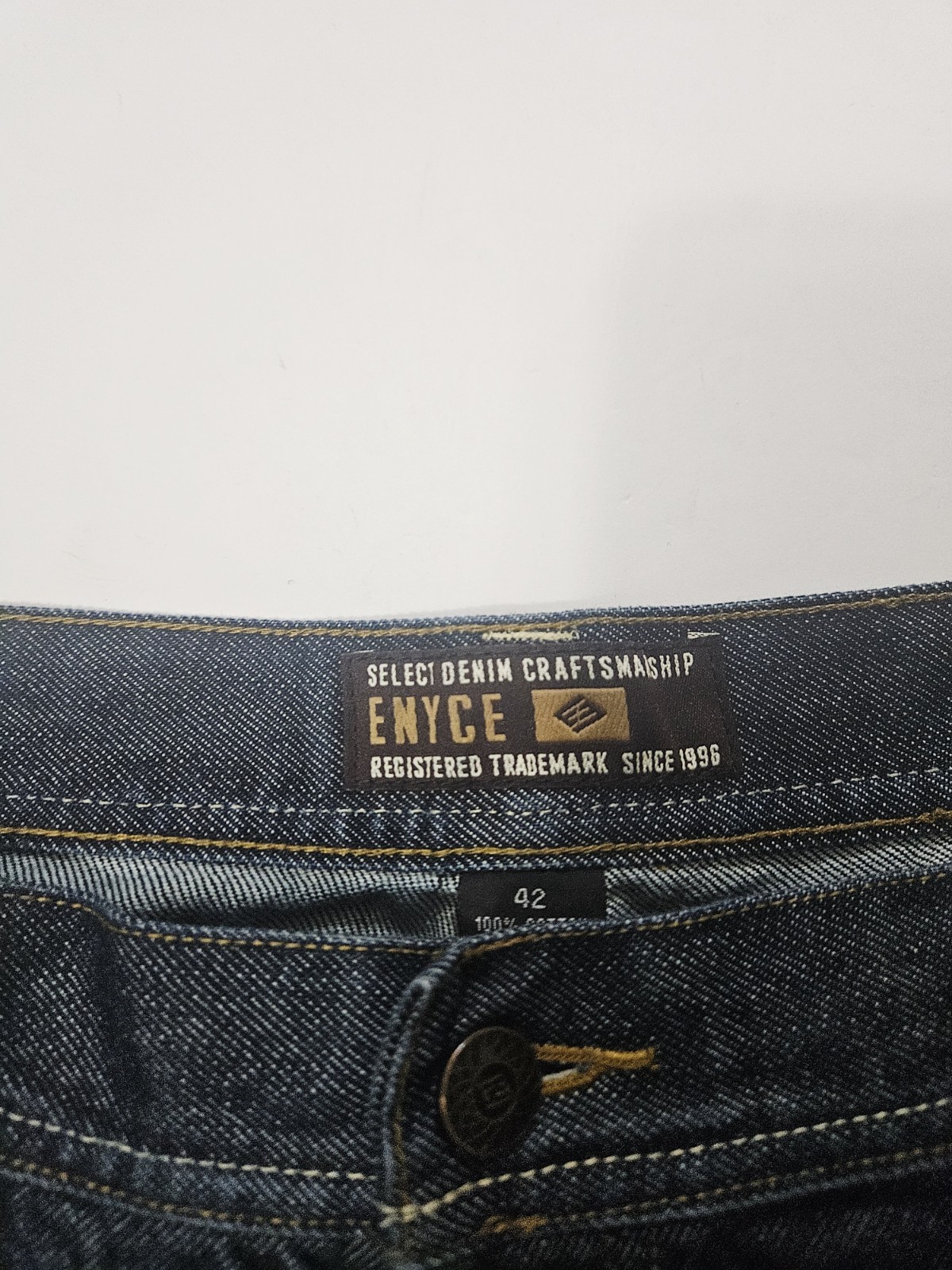 Enyce Dark Wash Leather Cotton Denim Jeans Logo Patch Men’s Size 42 Short Leg
