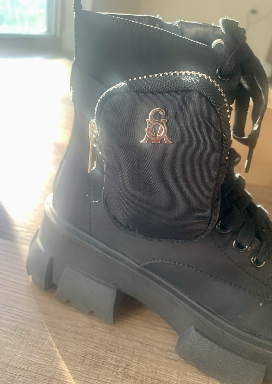 Steve Madden Thora-P Black Nylon Lace-Up Combat Ankle Lug Boots Women’s 6.5