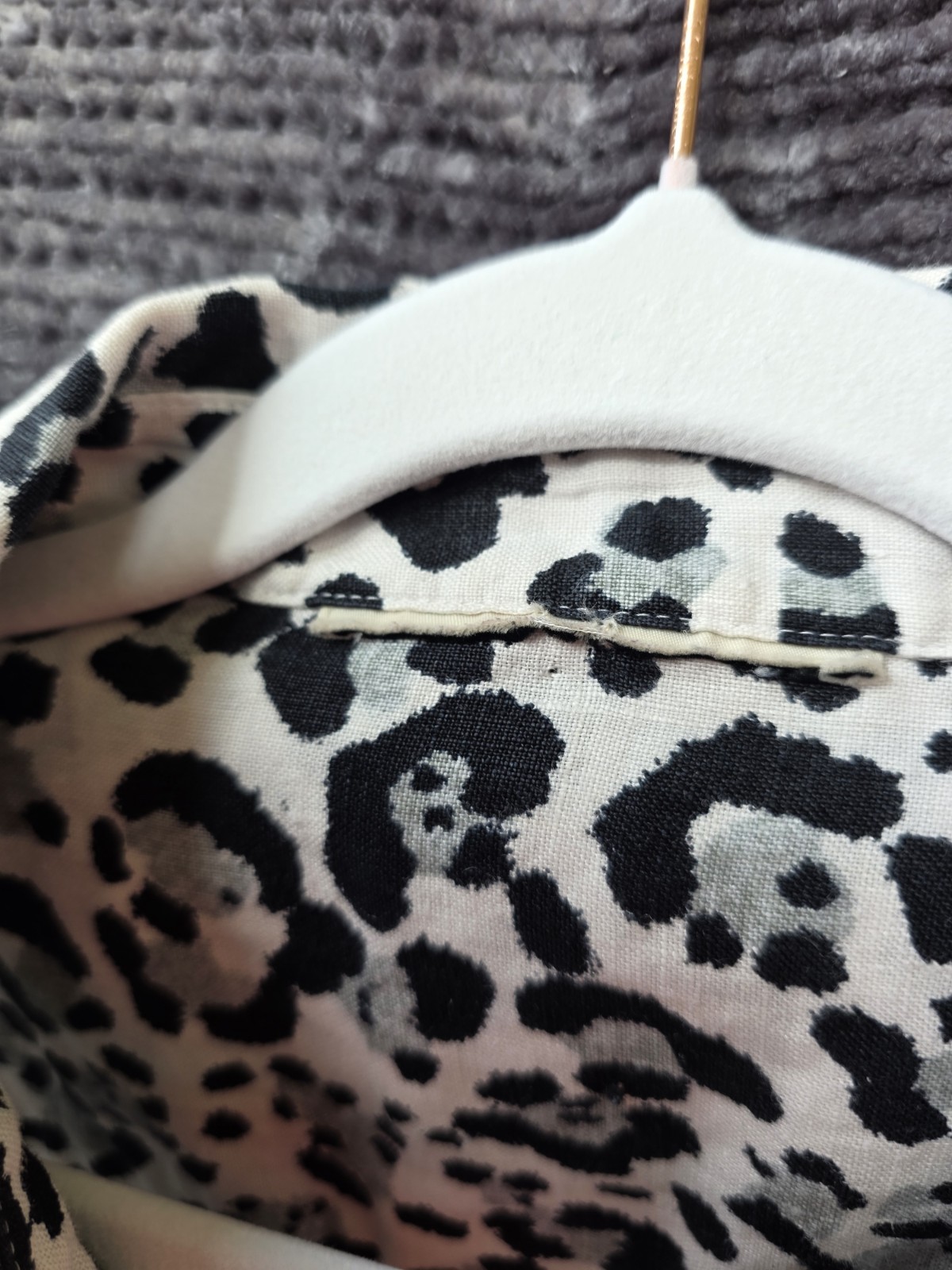 Jones New York Women’s Large Leopard Print Blouse 100% Linen Button Down 3qtr Sl
