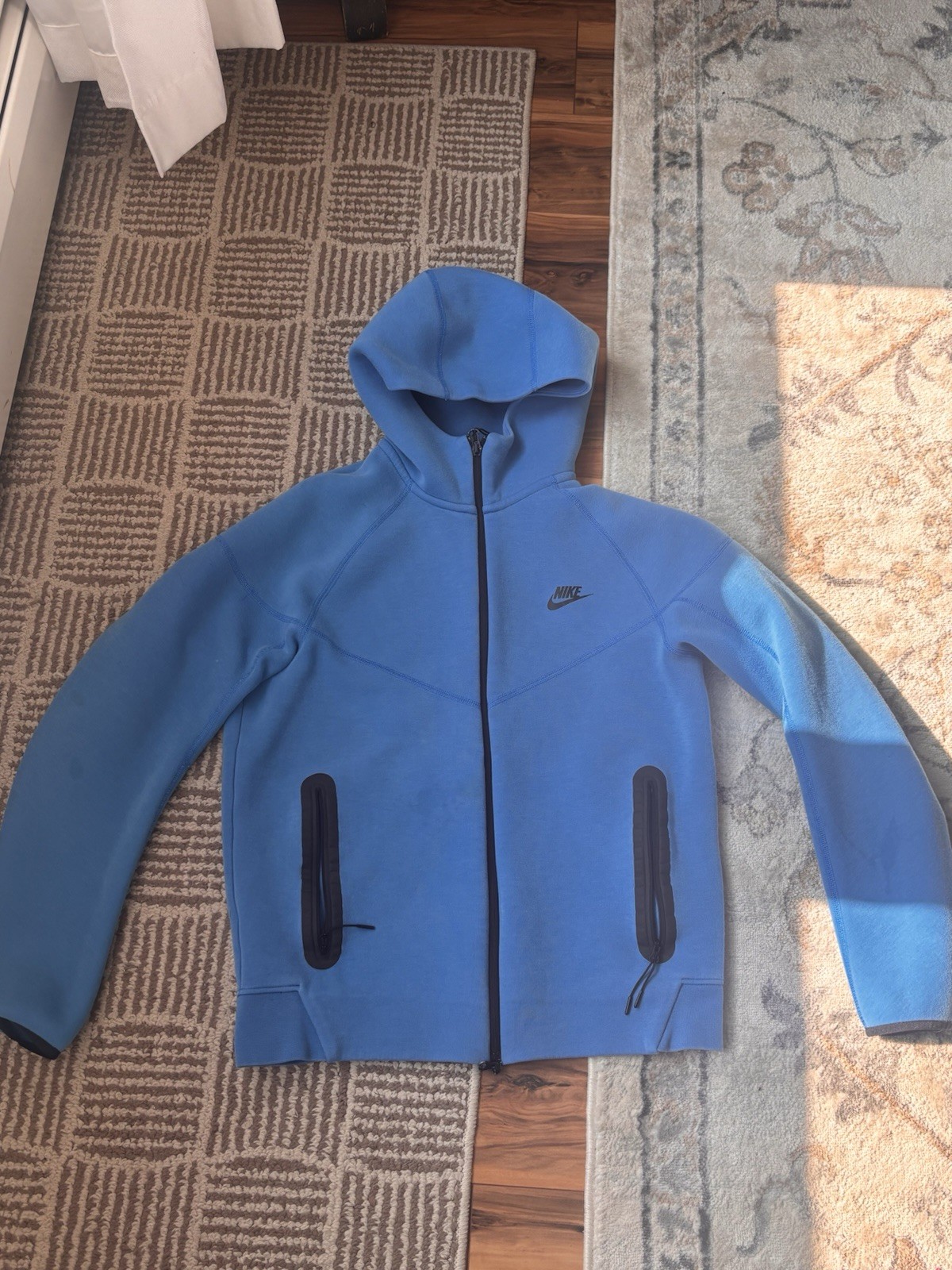 Nike Men’s Blue Solid Full Zip Fleece Hoodie M Logo Pockets Cotton