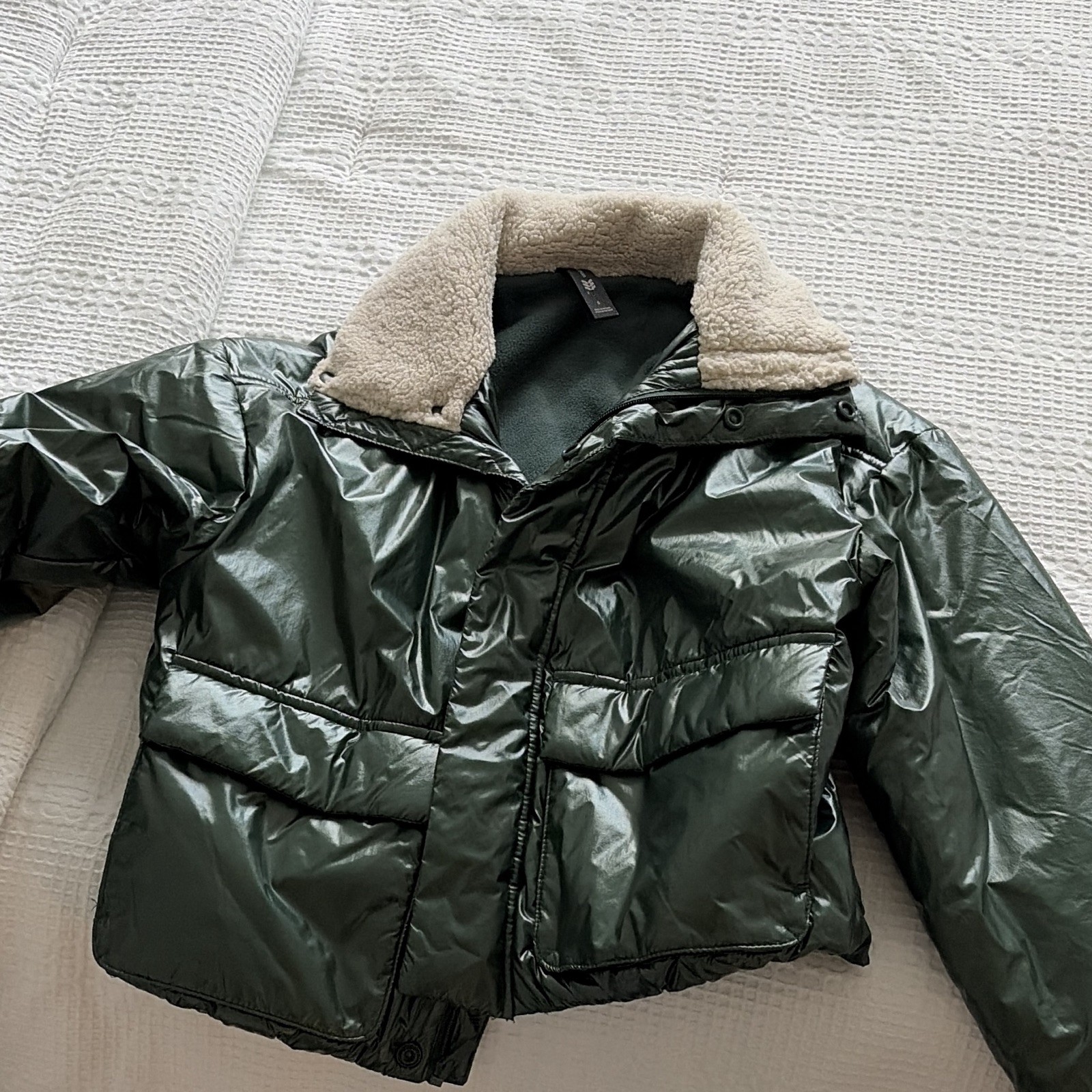 All in Motion Women’s Green Puffer Jacket Sherpa Collar Full Zip Short Size S
