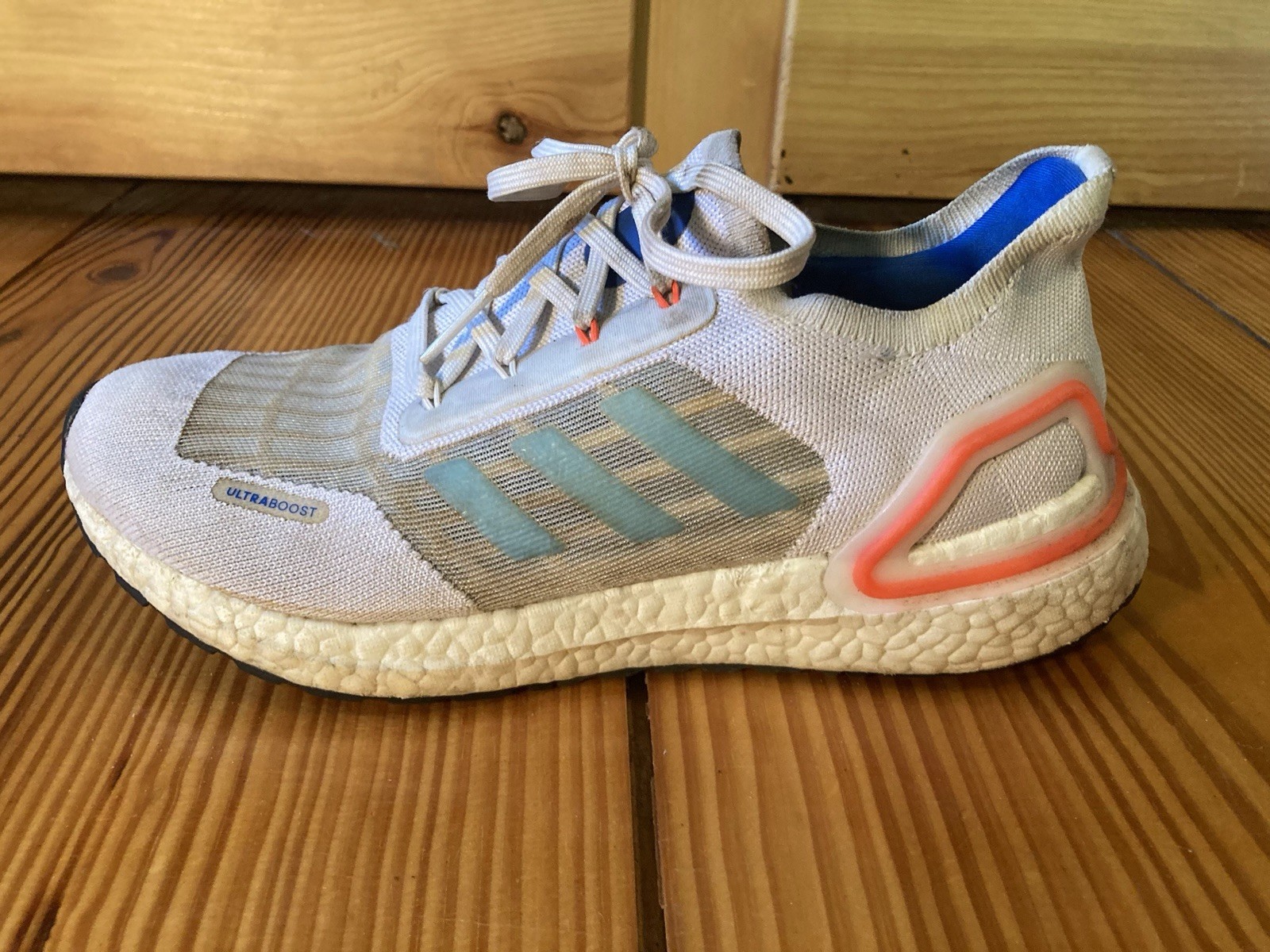 Adidas UltraBoost Men’s 8 White Athletic Sneakers