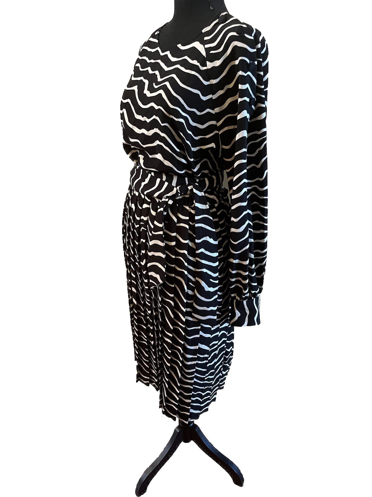 Who What Wear Plus Size XXL (18) Animal Print Midi Dress Black & White Bust 48”