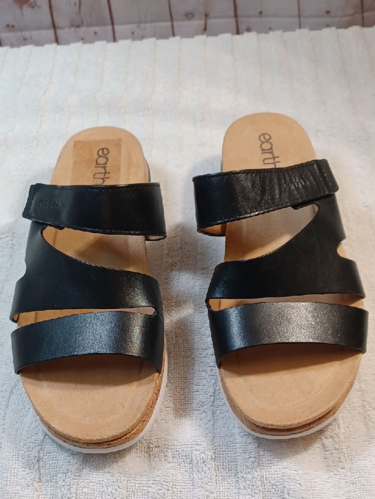 earth black leather comfort slide sandals women’s size 9w wide cushioned