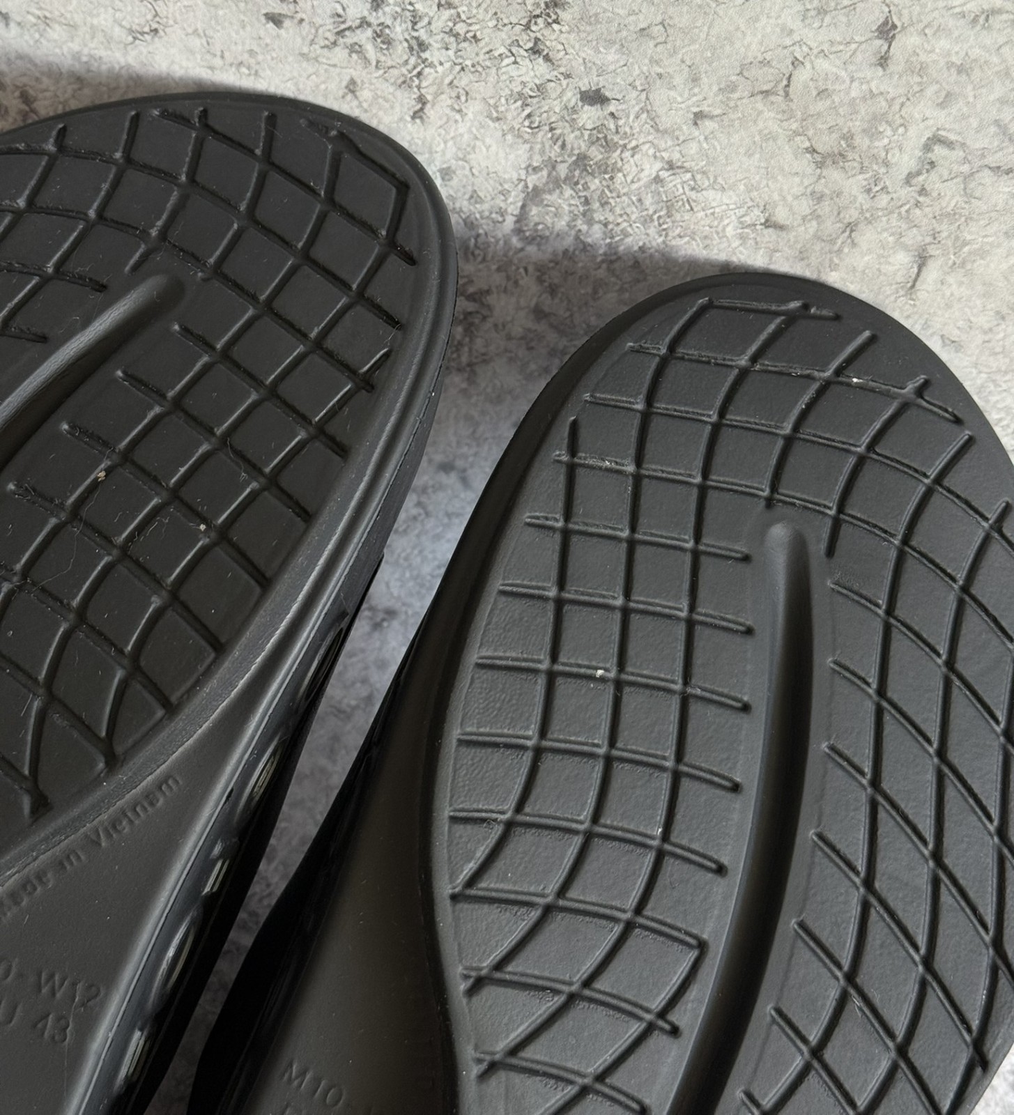 OOFOS OOahh Sport Flex Slide Black Unisex M 10 W 12 EU 43