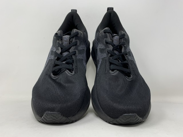Men’s Asics Novablast 5, Black/Carrier Grey, 8.5 D Medium US