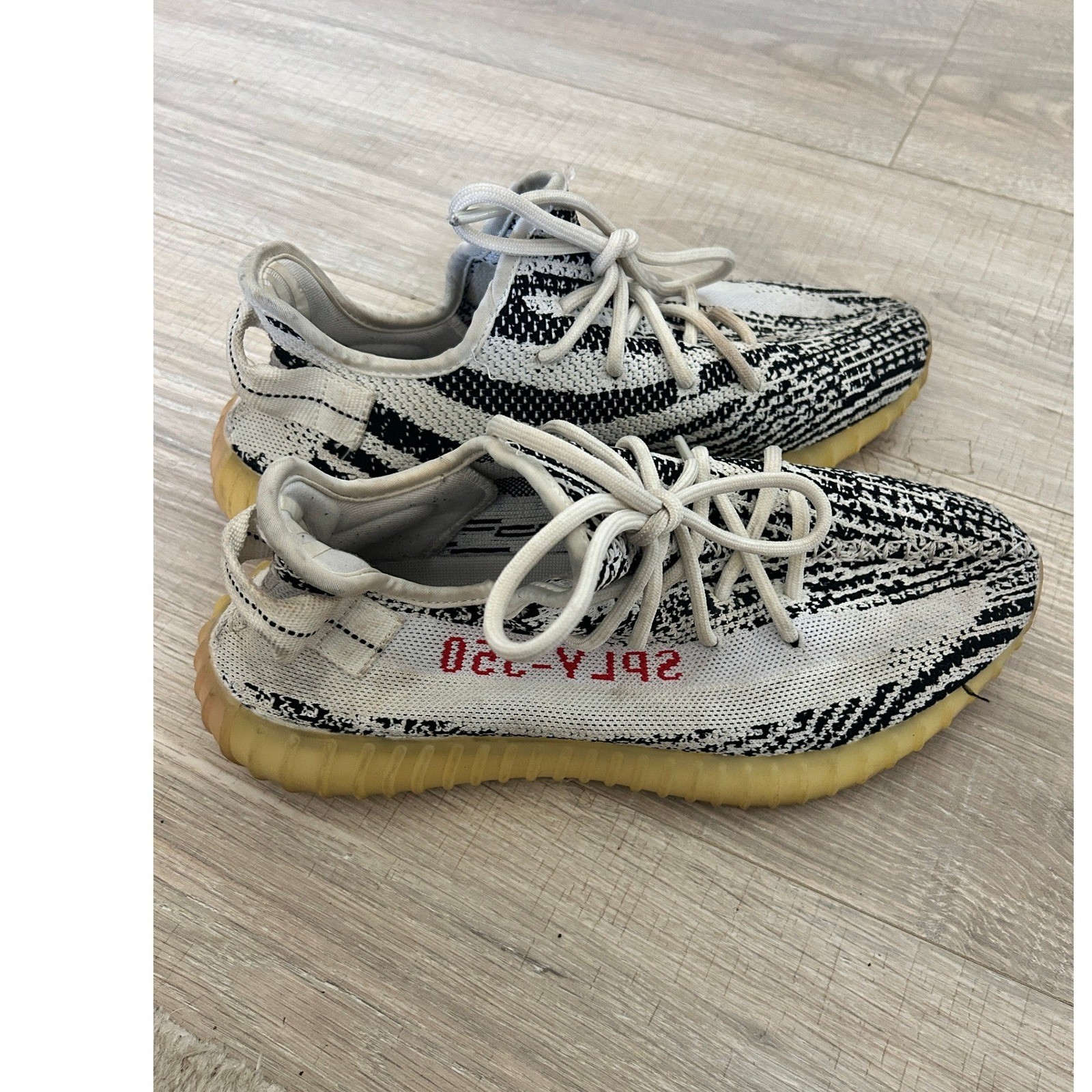 Adidas Yeezy Boost 350 V2 Zebra CP9654 Mens Sneakers Size US8.5
