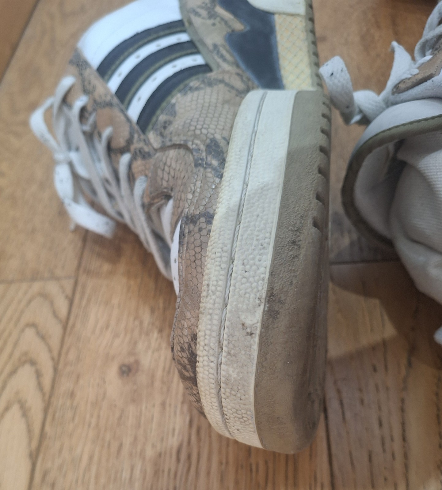 Rare Vintage Adidas Original Model Fleetwood Snakeskin Years 2004 – Size 43 1/3