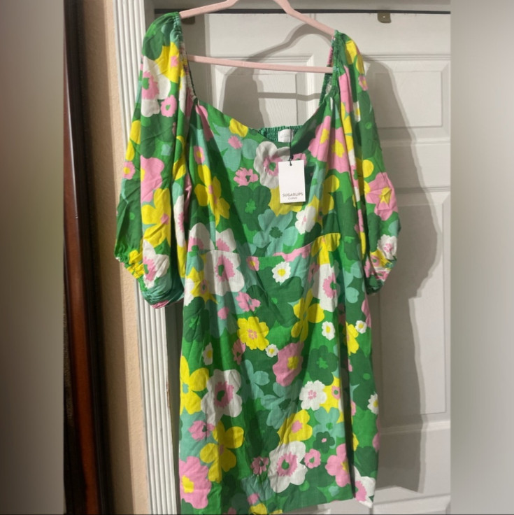 NWT Sugarlips Floral Mini Dress plus 3X K🌸🌹🌺