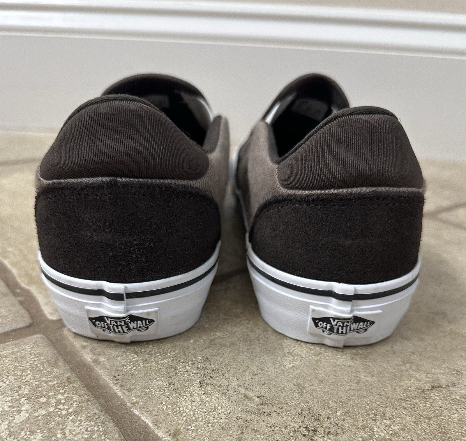 VANS Asher Deluxe Men’s Slip-On Suede Comfort Cushioned Shoes Size 9 Brown