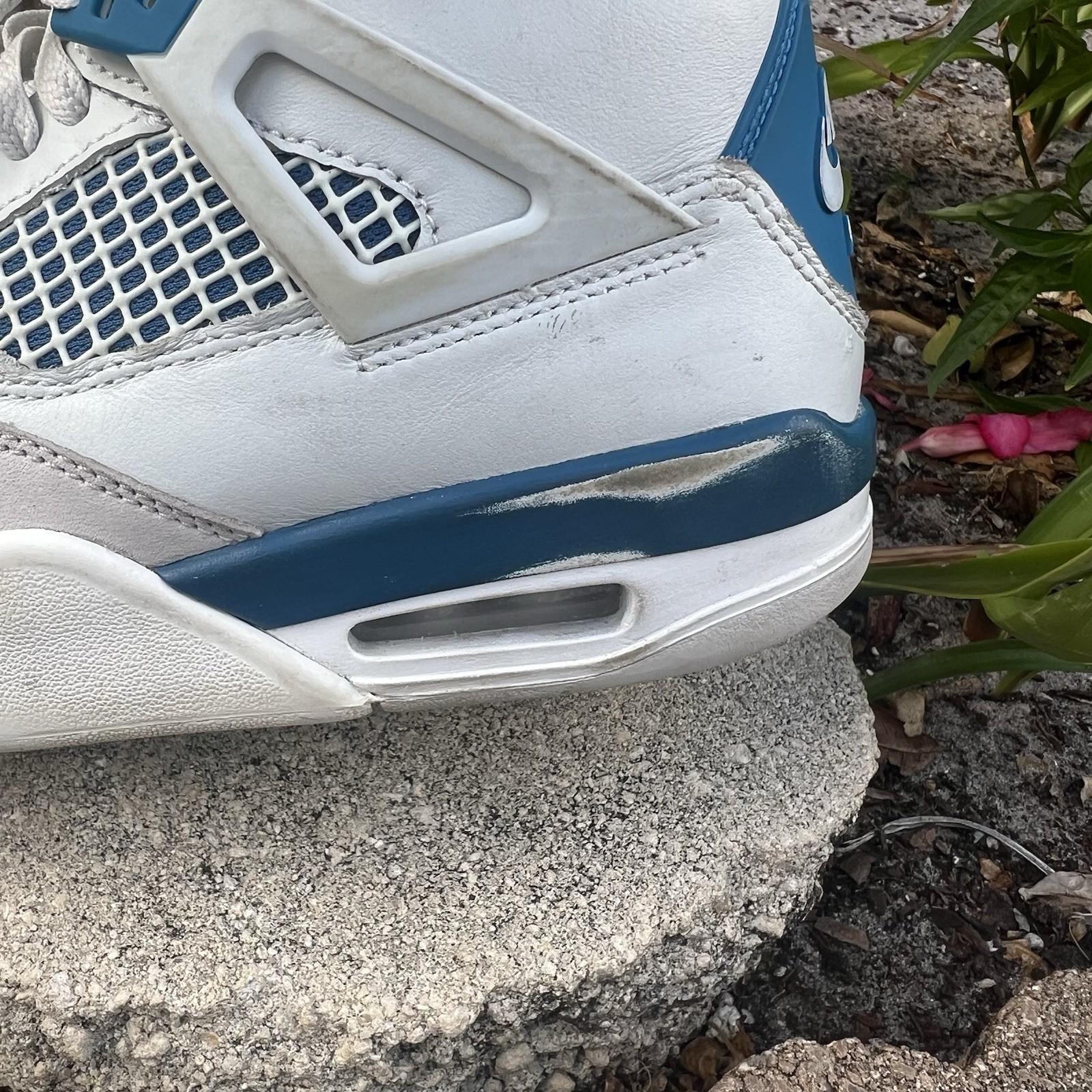 Youth Size 6Y Nike Air Jordan 4 Retro Military Blue GS HF4281-141 Shoes Sneakers