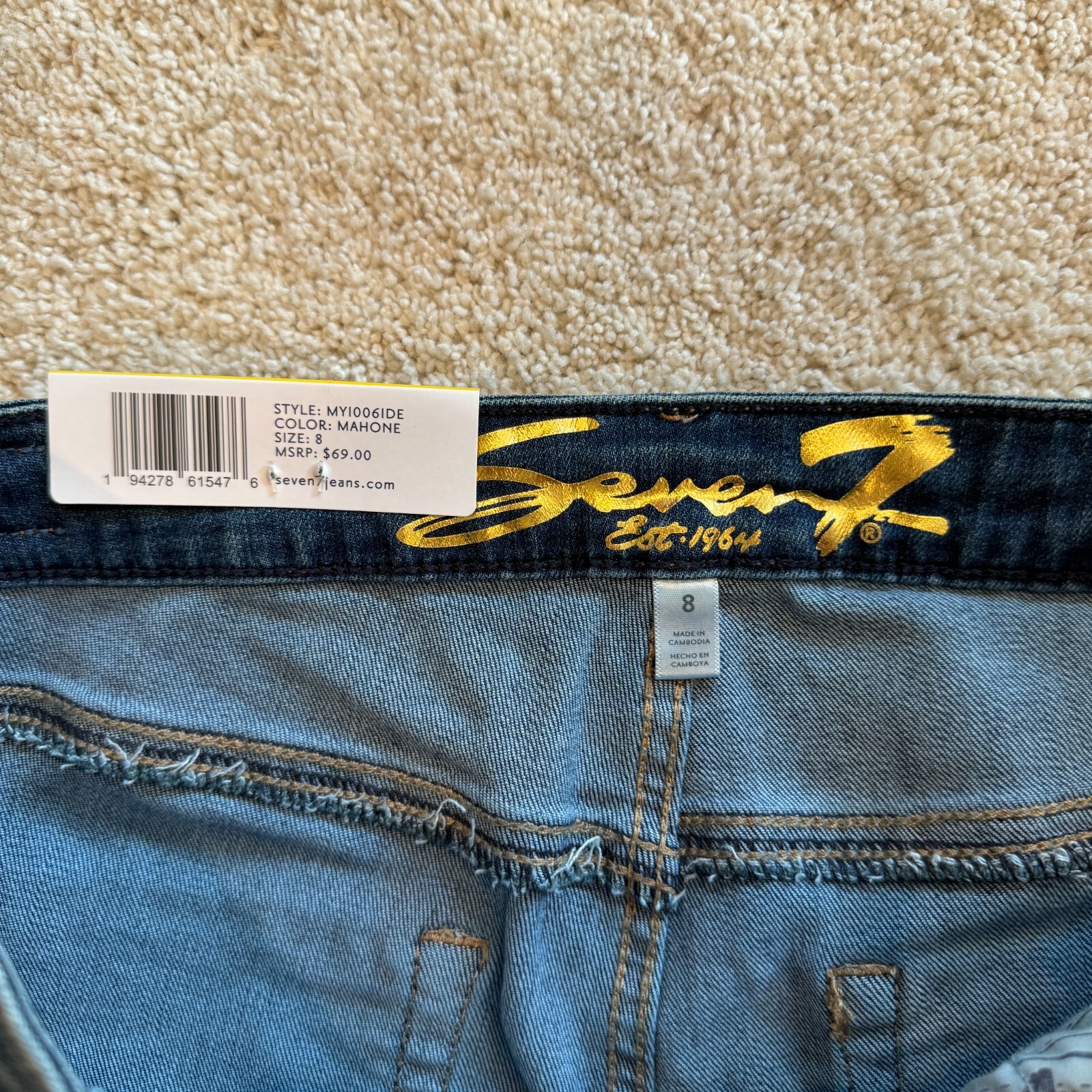 Seven7 Ladies High-Rise Step Hem Cropped Fashion Jean Size 8