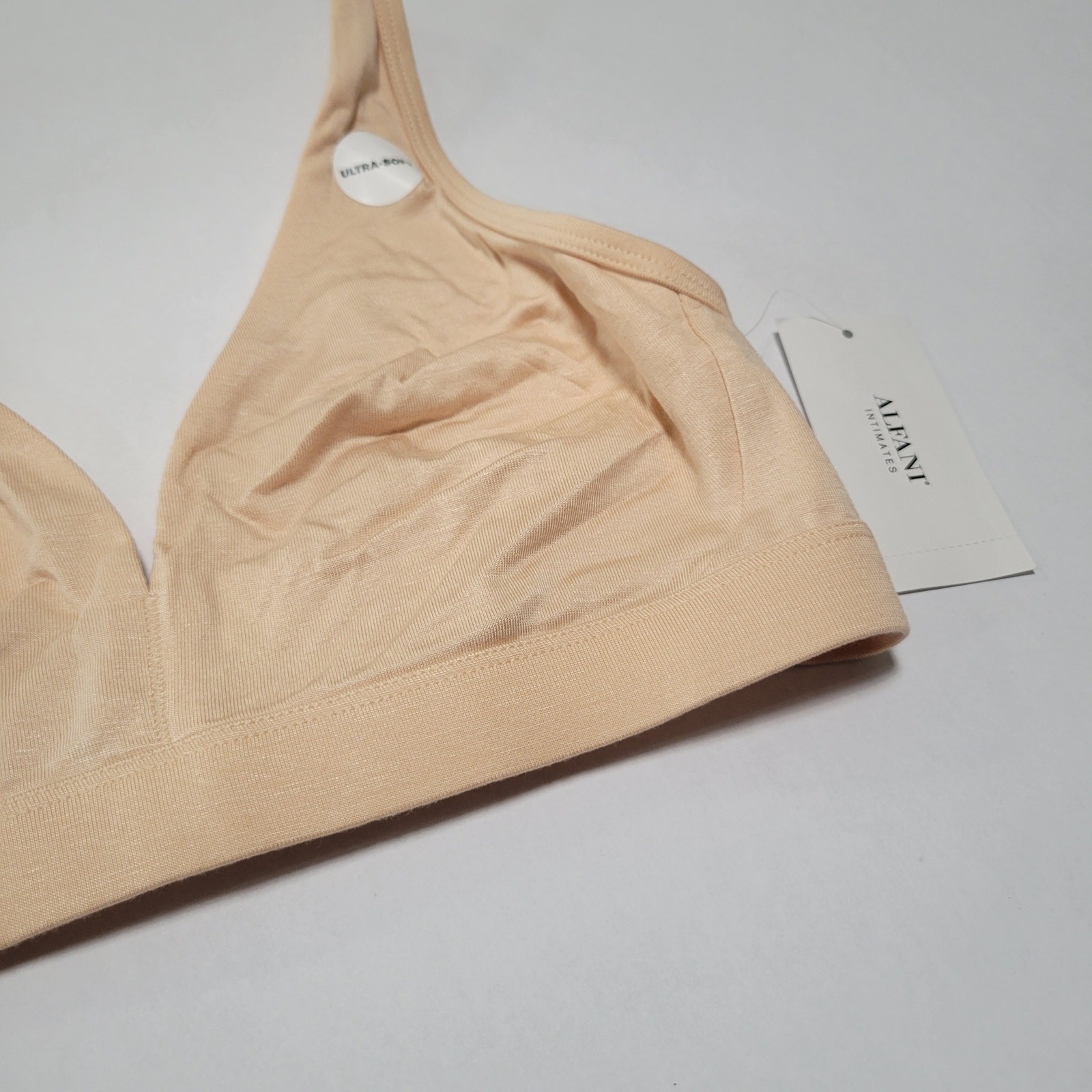 Alfani Super Soft Essential Unlined Bralette Creamy Ivory Beige NWT Size Medium