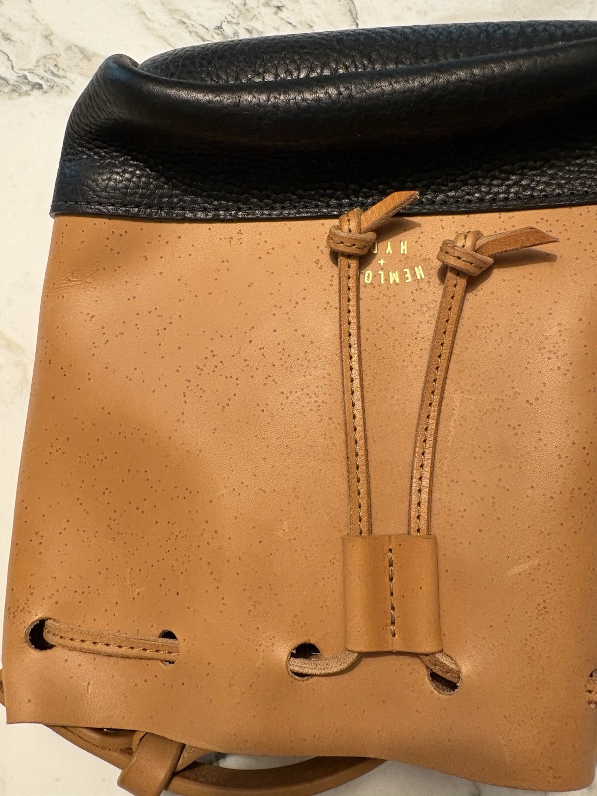 Hemlock & Hyde Tan/Black Drawstring Bucket Shoulder Bag, Pebbled Finish