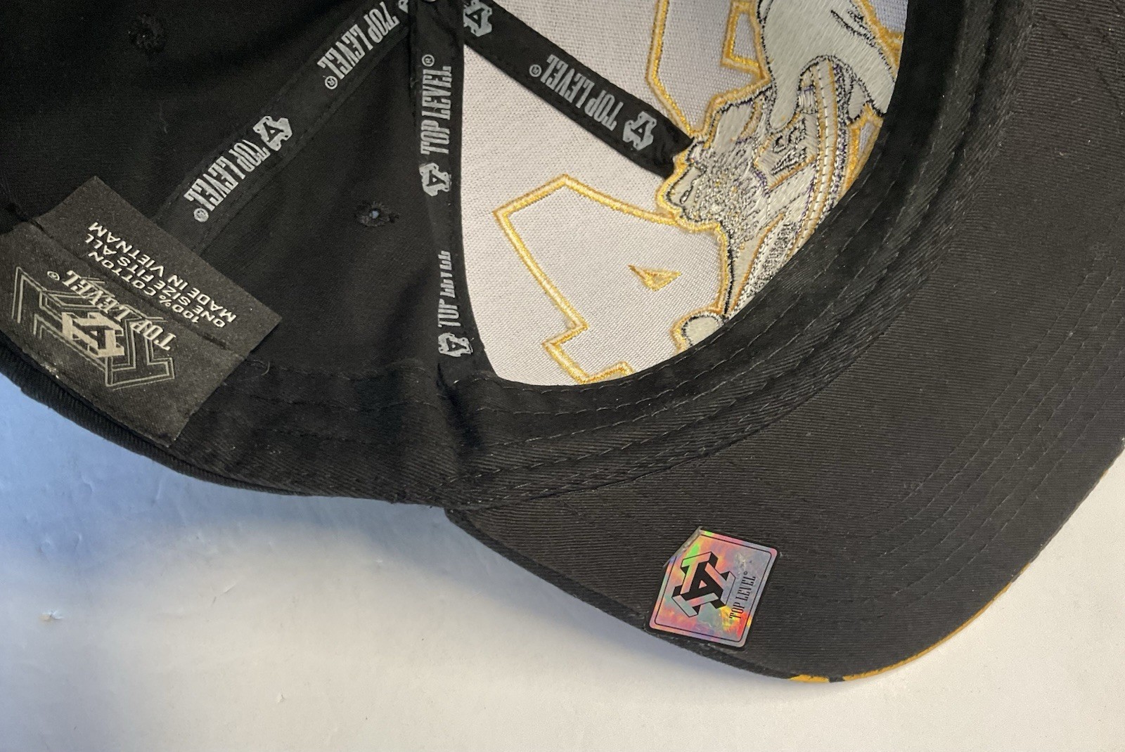 Legend 24 Snapback Baseball Cap Top Level 100% Cotton Pre-owned