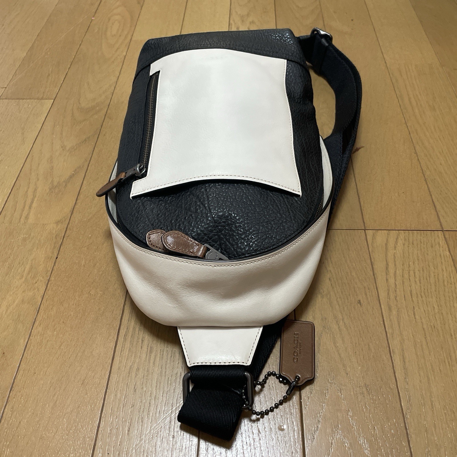 COACH Body Bag 57765 Sling Bag – Pre-owned