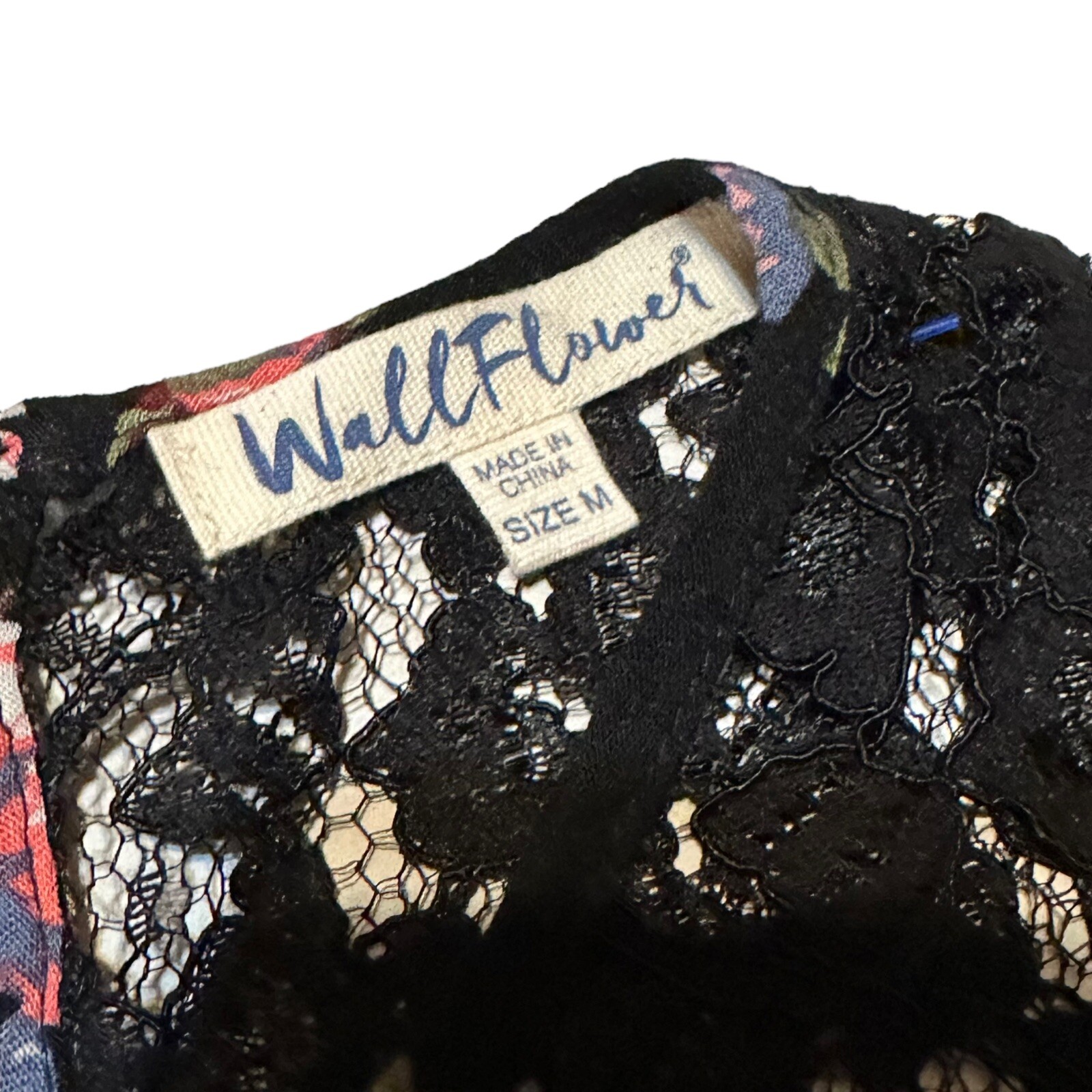 WallFlower Black Pink Red White Floral Blouse Size Women’s Medium
