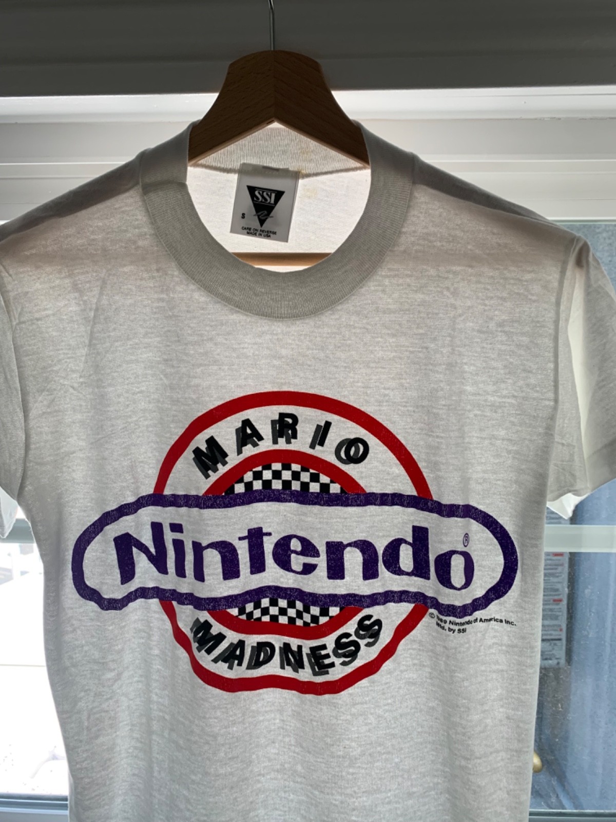 1989 vintage 1980s Nintendo Super Mario Bros. T-Shirt size S “Mario Madness” 80s