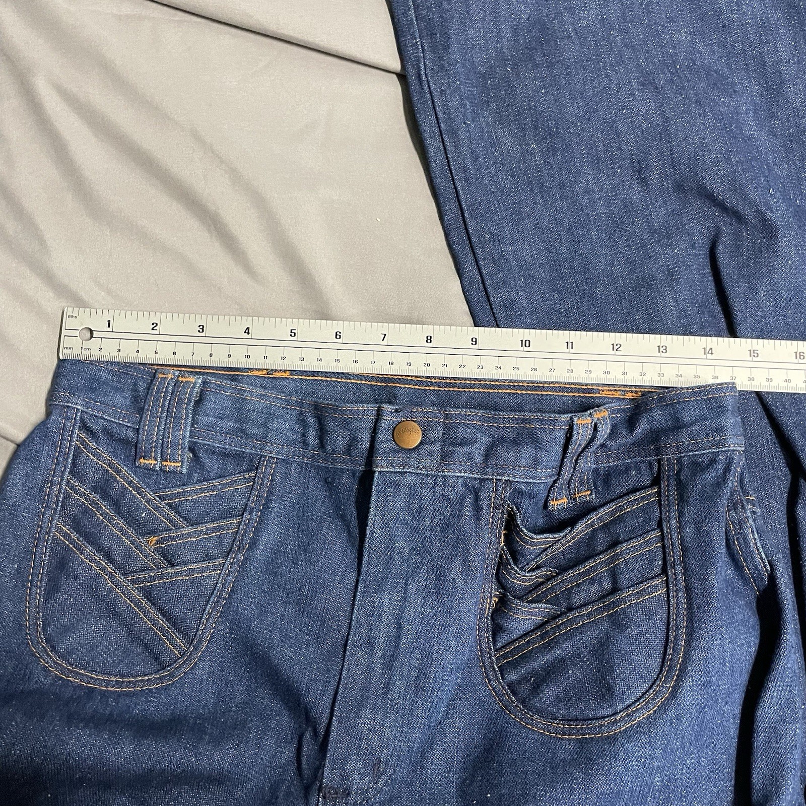 Vintage 70s Wrangler Flare Denim Jeans Women’s 13/14 29×33.5 Made In USA Talon