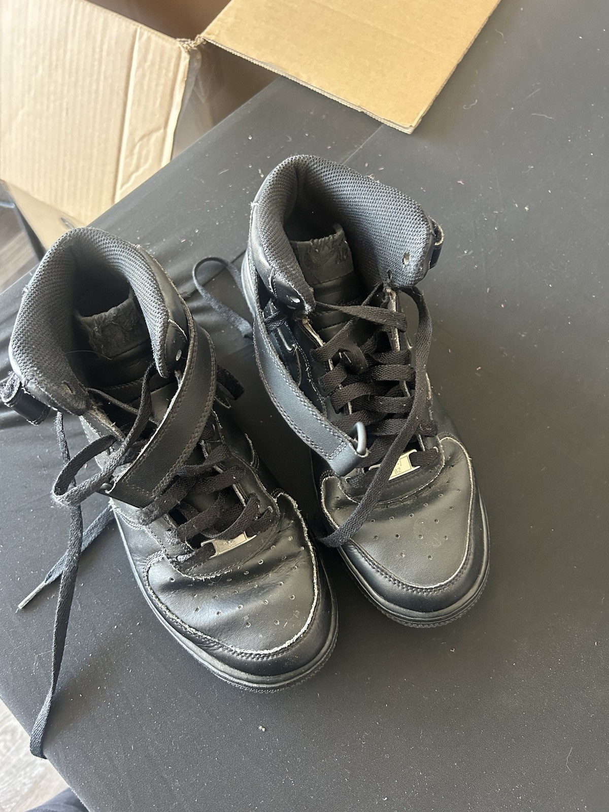 Size 7y – Nike Air Force 1 ’07 Mid Triple Black