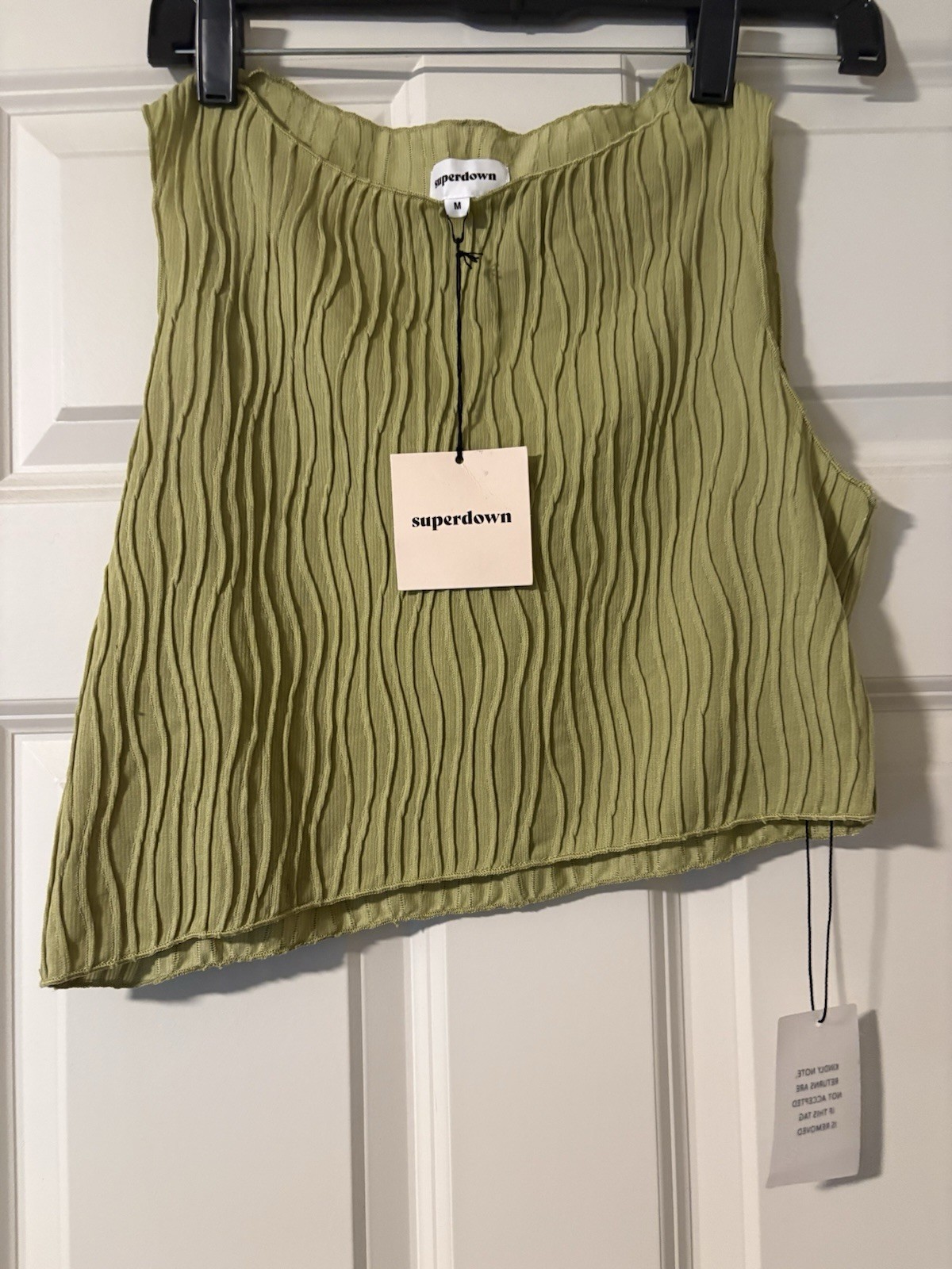Superdown Women’s Textured Sleeveless Crop Top Green Size Medium NWT
