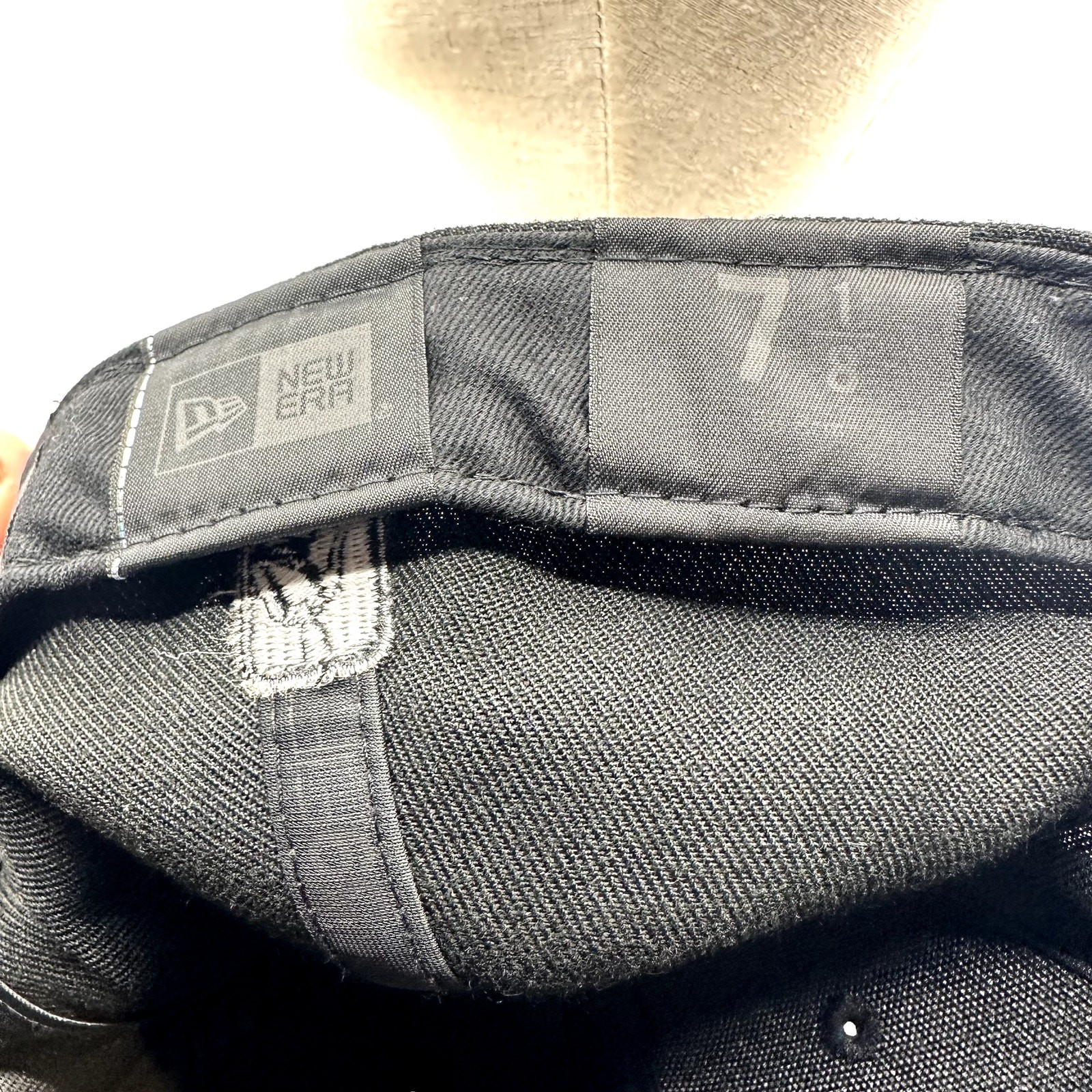 New Era Mens NBA Spurs Fitted Hat Embroidered Logo 59FIFTY Black Size 71/8