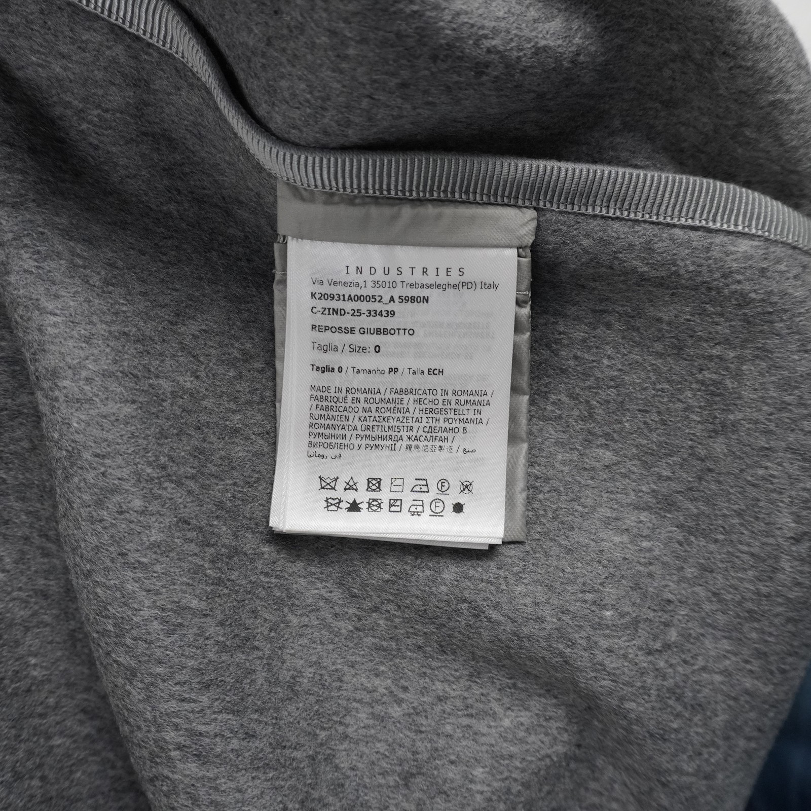 Moncler Reposse 3-In-1 Wool Blend Short Down Jacket In Gray Women’s Brand Size 0