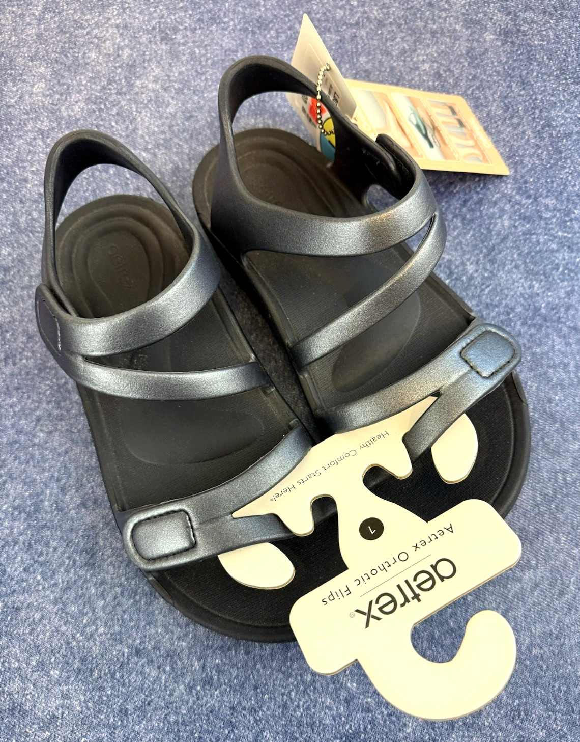 Aetrex~Woman’s~Jillian Sport Orthotic Flips~Sz 7~Navy~Water Friendly~Sandals~NWT