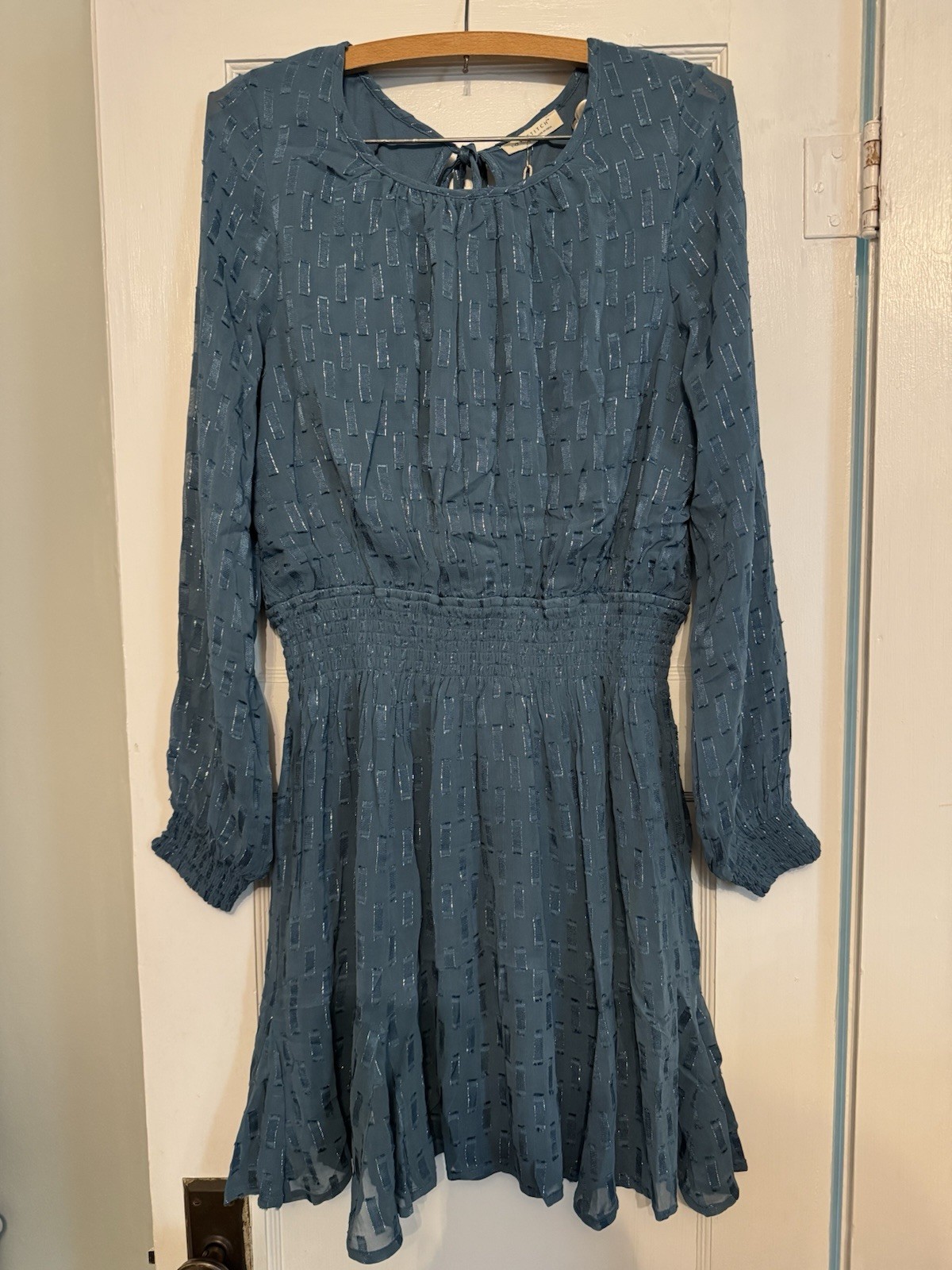 Lovestitch Women’s M Blue Textured A-Line Round Neck Smocked Waist Short Dress