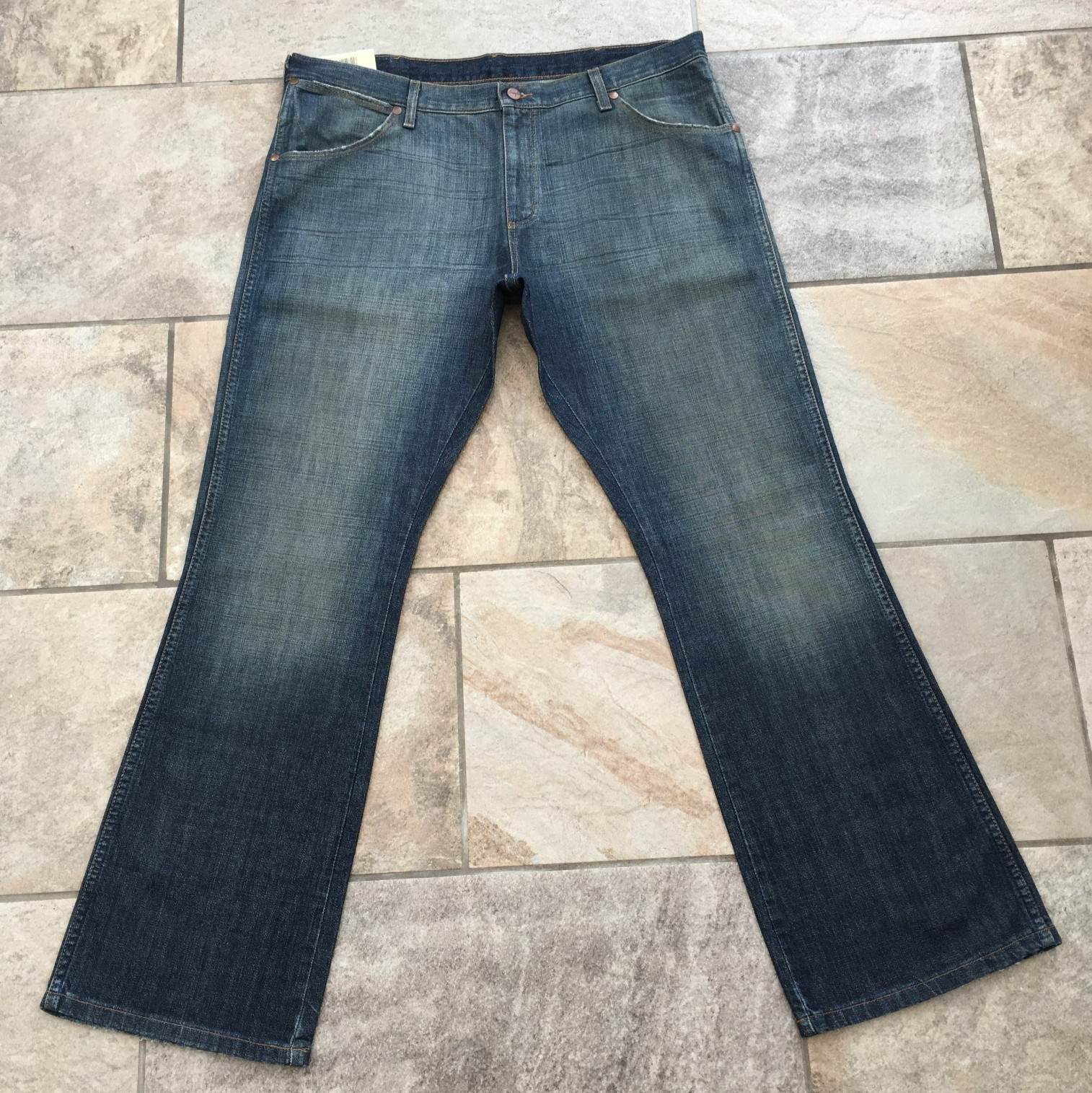 BNWT Vintage Mens Wrangler DAYTON Bootcut Blue Aged Dirty Denim Jeans – W36 L32