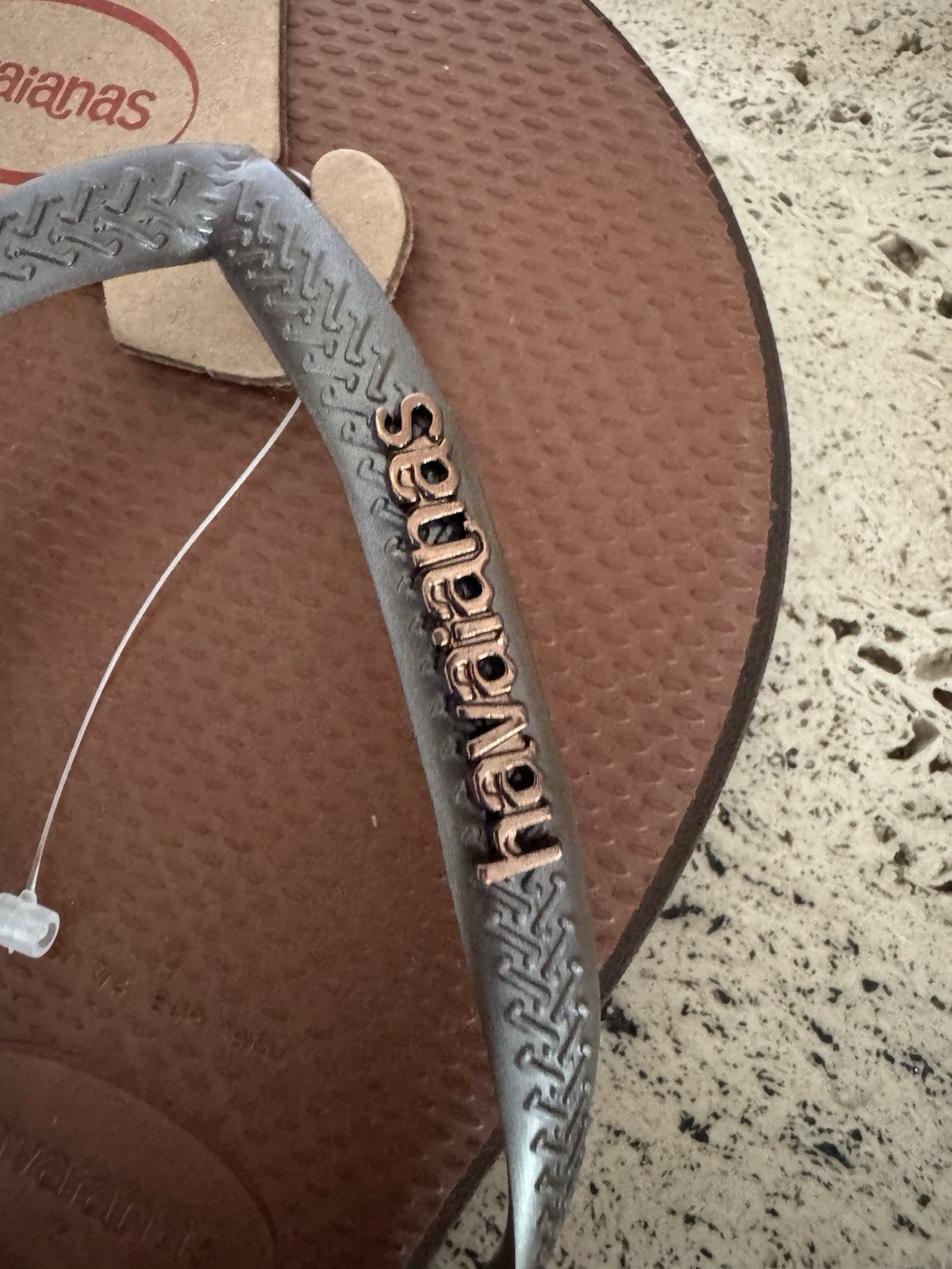 Havaianas Slim Point Flip Flops in Dark Brown. Size 37-38. MSRP $46
