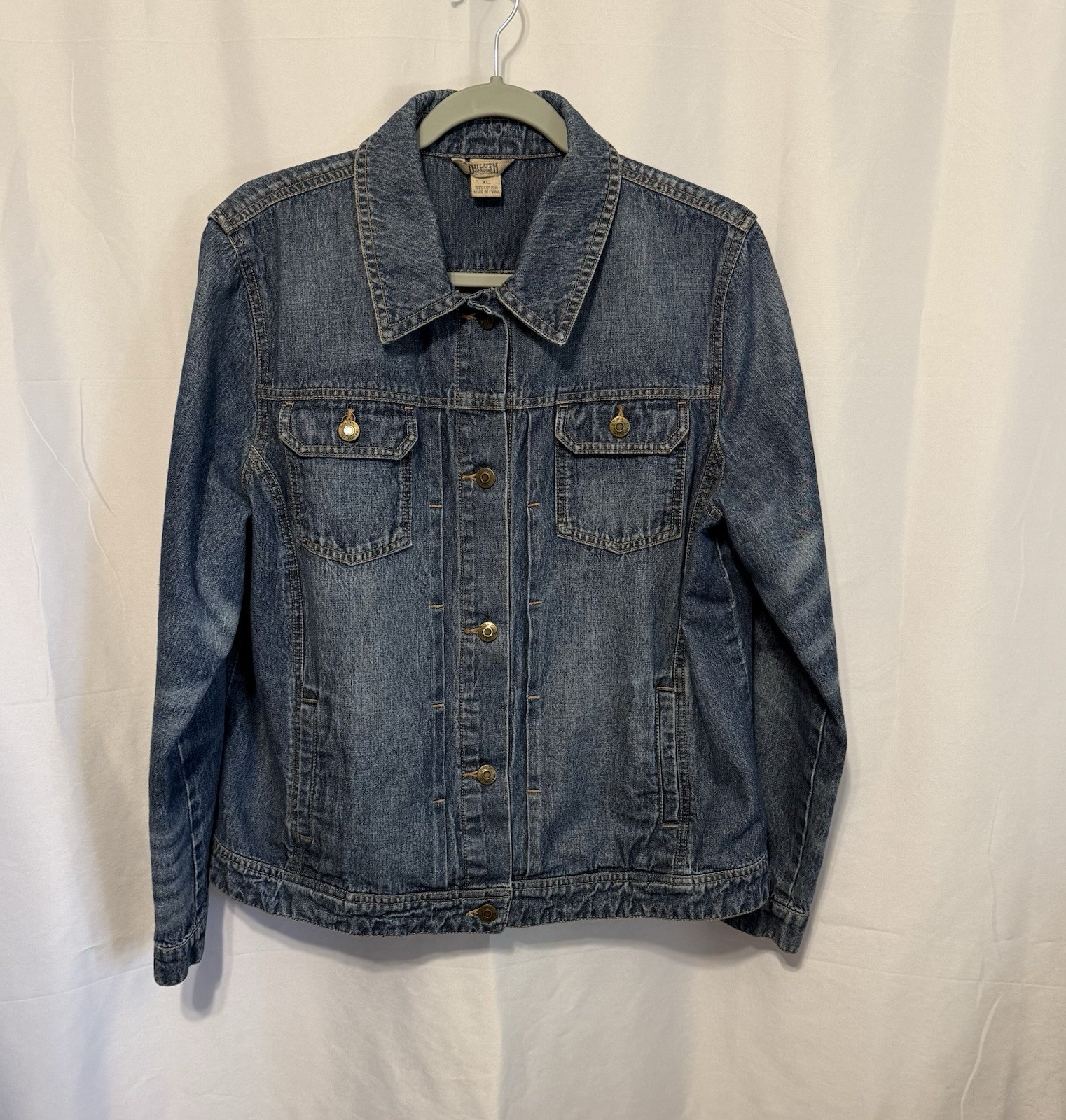 Duluth Trading Company Women’s Denim Jean Jacket Blue Xl